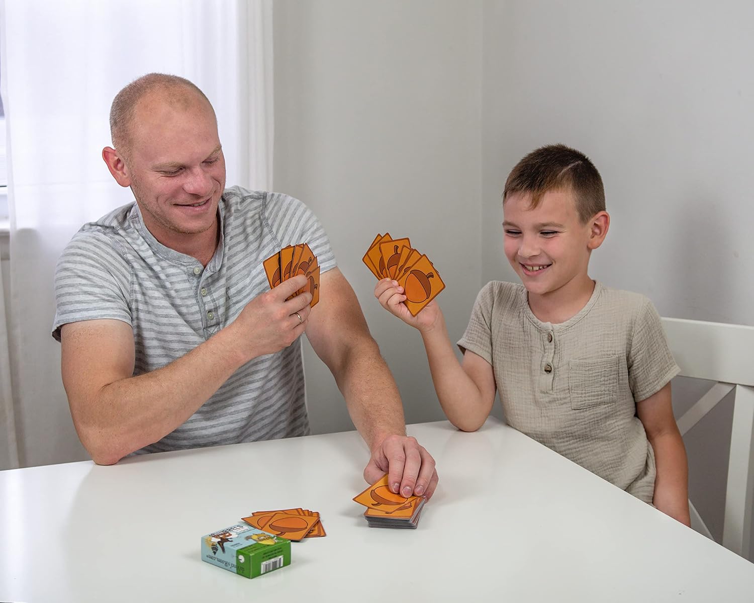 da Vinci's Room Squirrels! - The Fast Paced Strategy Card Game for Family Game Night - Card Games for Kids 8-12