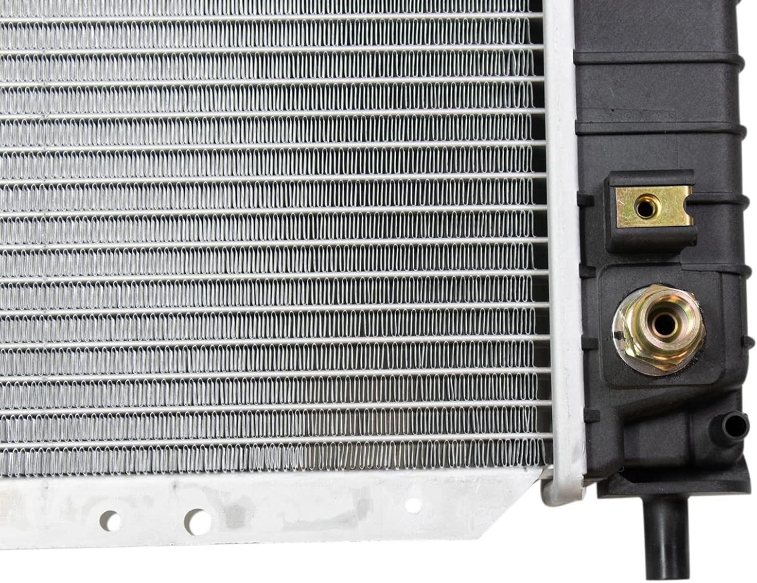 Radiator Assembly Aluminum Core Compatible with 99-02 Ford Expedition 99-03 F-150 04 F-150 Heritage 99 F-250 F-250 Super Duty F-350 Super Duty 02 Lincoln Blackwood 99-01 Navigator CU2257 FO3010142