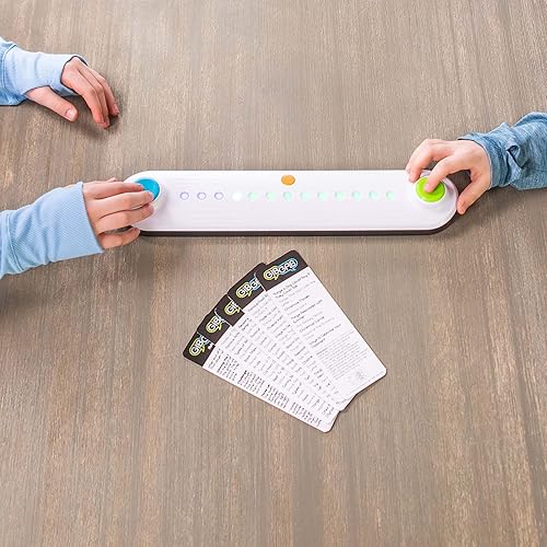 Miniatura 3 de Fat Brain Toys GibGab - Juego de fiesta de trivia de ritmo rápido para niños y adultos, 2 jugadores