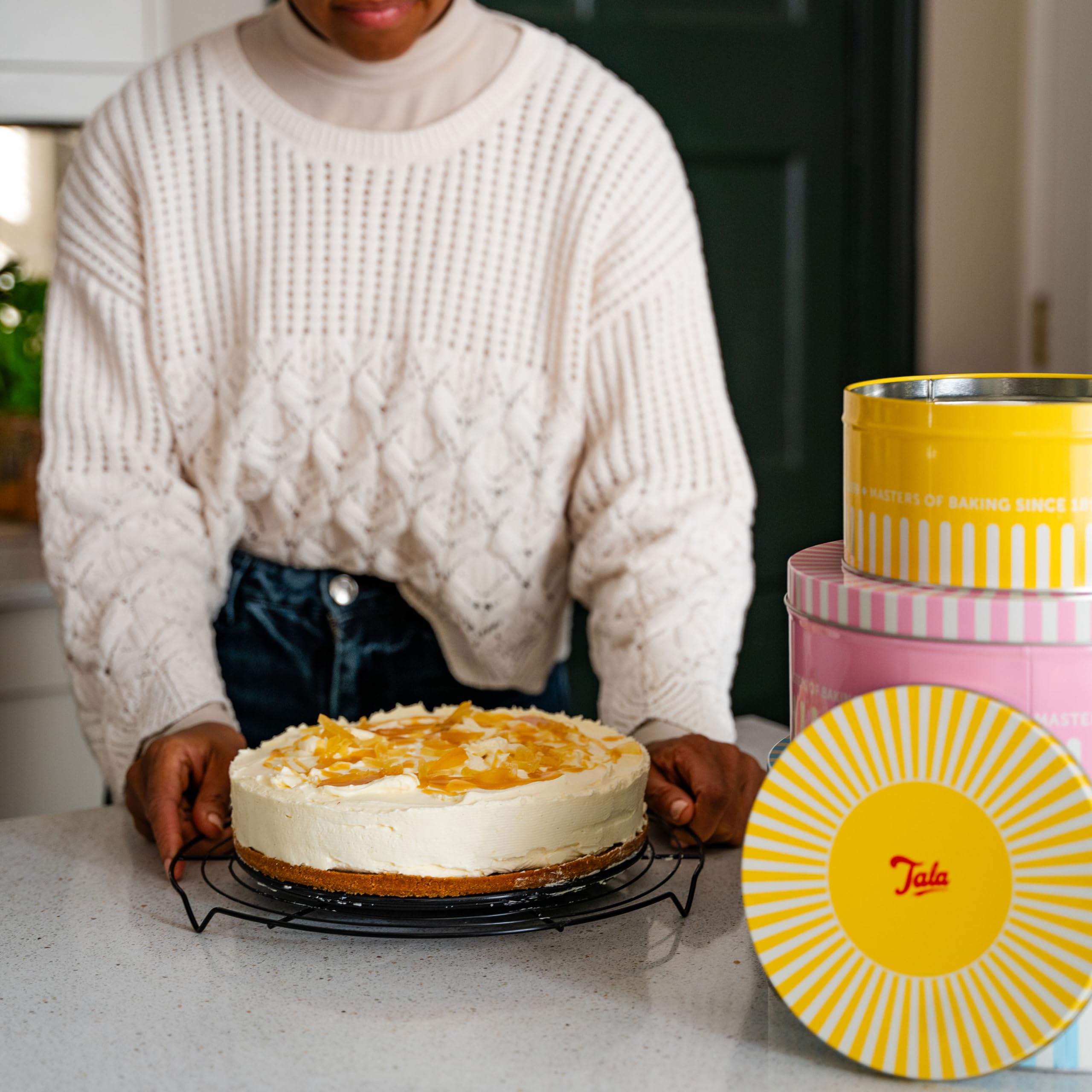 Tala Traditional Cake Storage Tins, Set of 3 Round Nesting Cake
