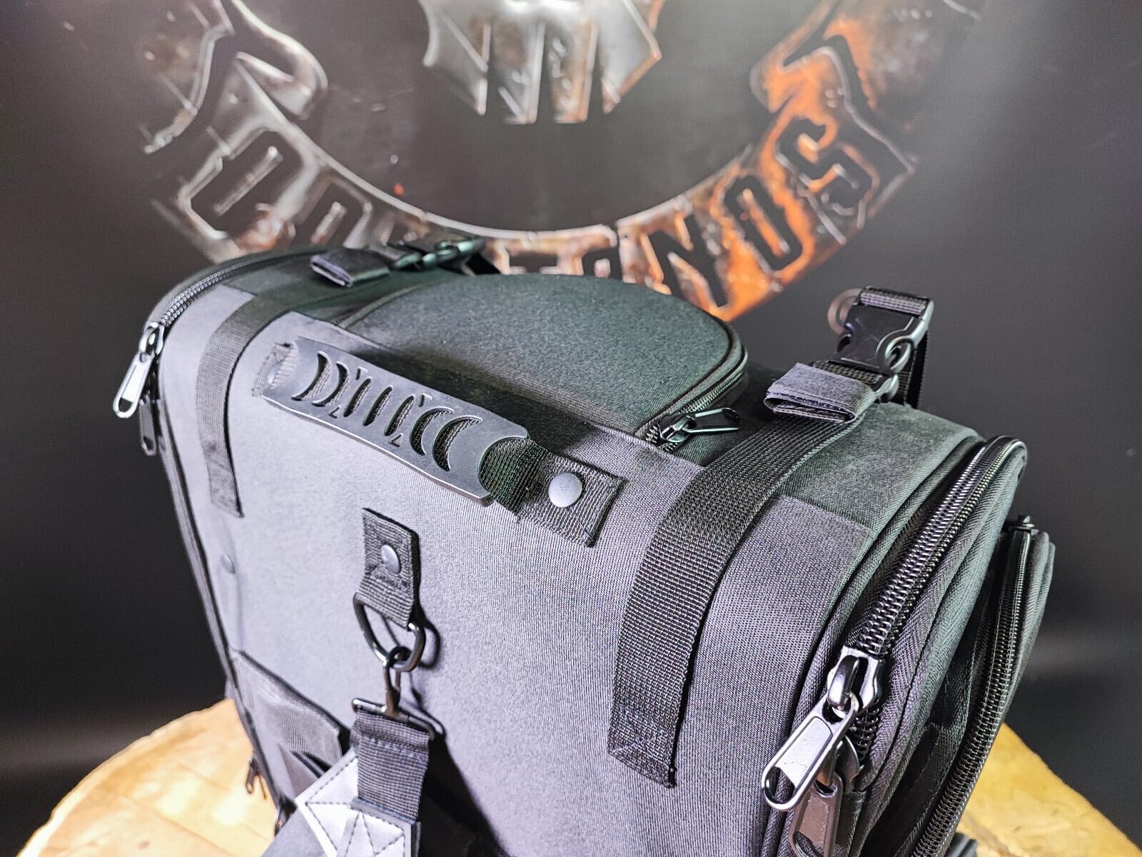 Reisetasche Bag-Rock XL 60L kompatibel mit Harley Davidson Bobber HD Custom Chopper schwarz Biker neu universell geeignet für Motorradmarken