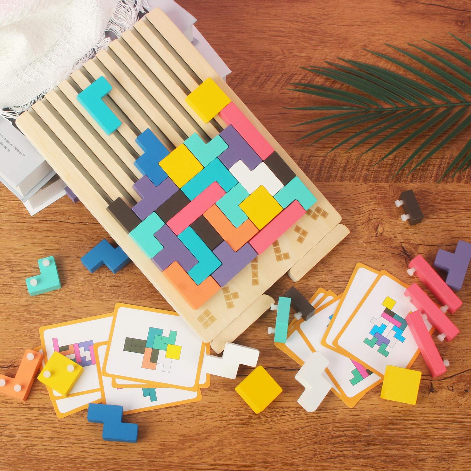Gioco Impilabile in Legno Tetris, Giocattoli Educativi, con 10 Carte, Intelligenza Jigsaw, Puzzle Bambini 3 4 5 6 Anni, Colorato Blocchi Geometrici Tetris, Regalo Educativi