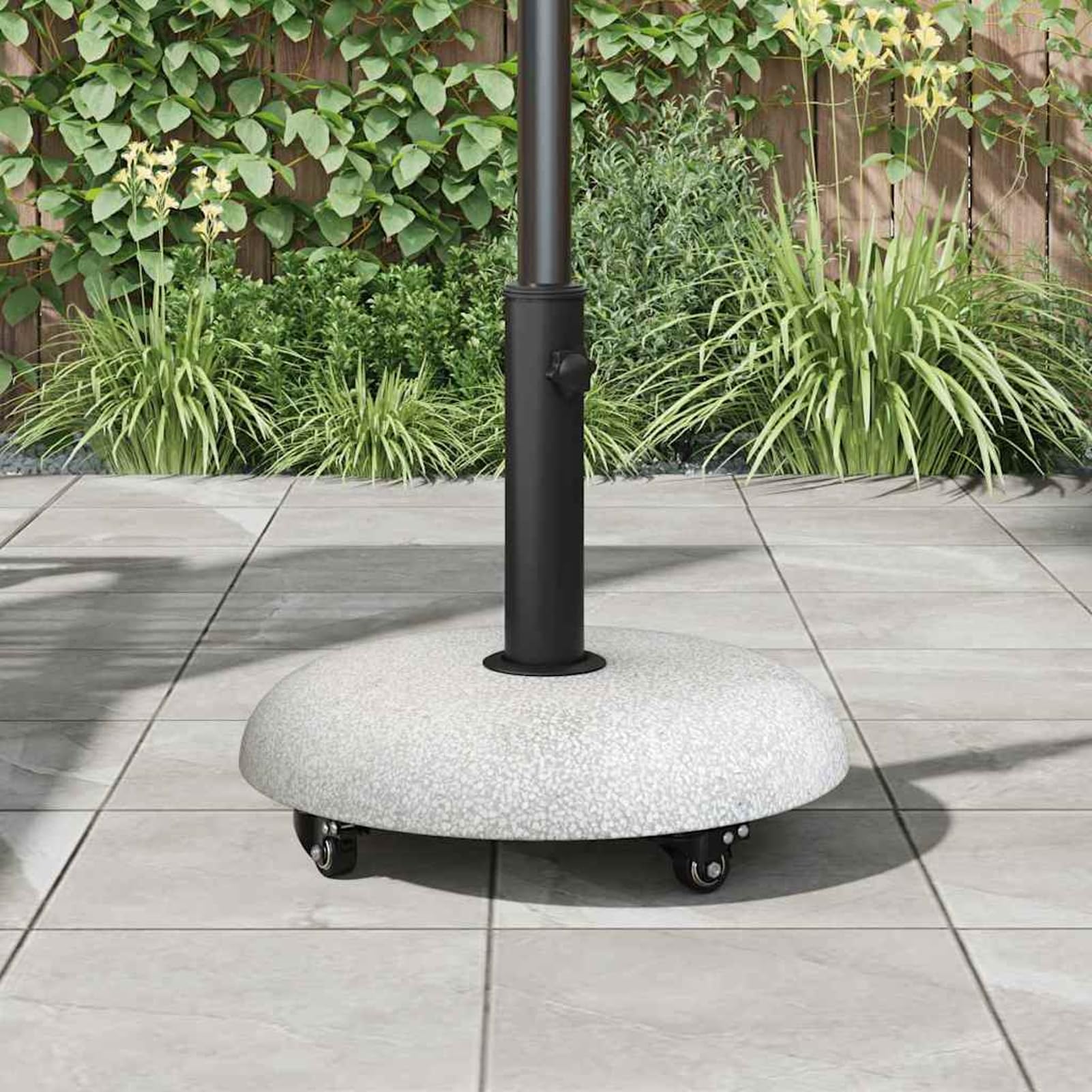 Gecheer Base de parasol avec roulettes pour bâtons de parasol de 37/42/52/58 mm, gris clair, en béton, pour terrasse, café, piscine