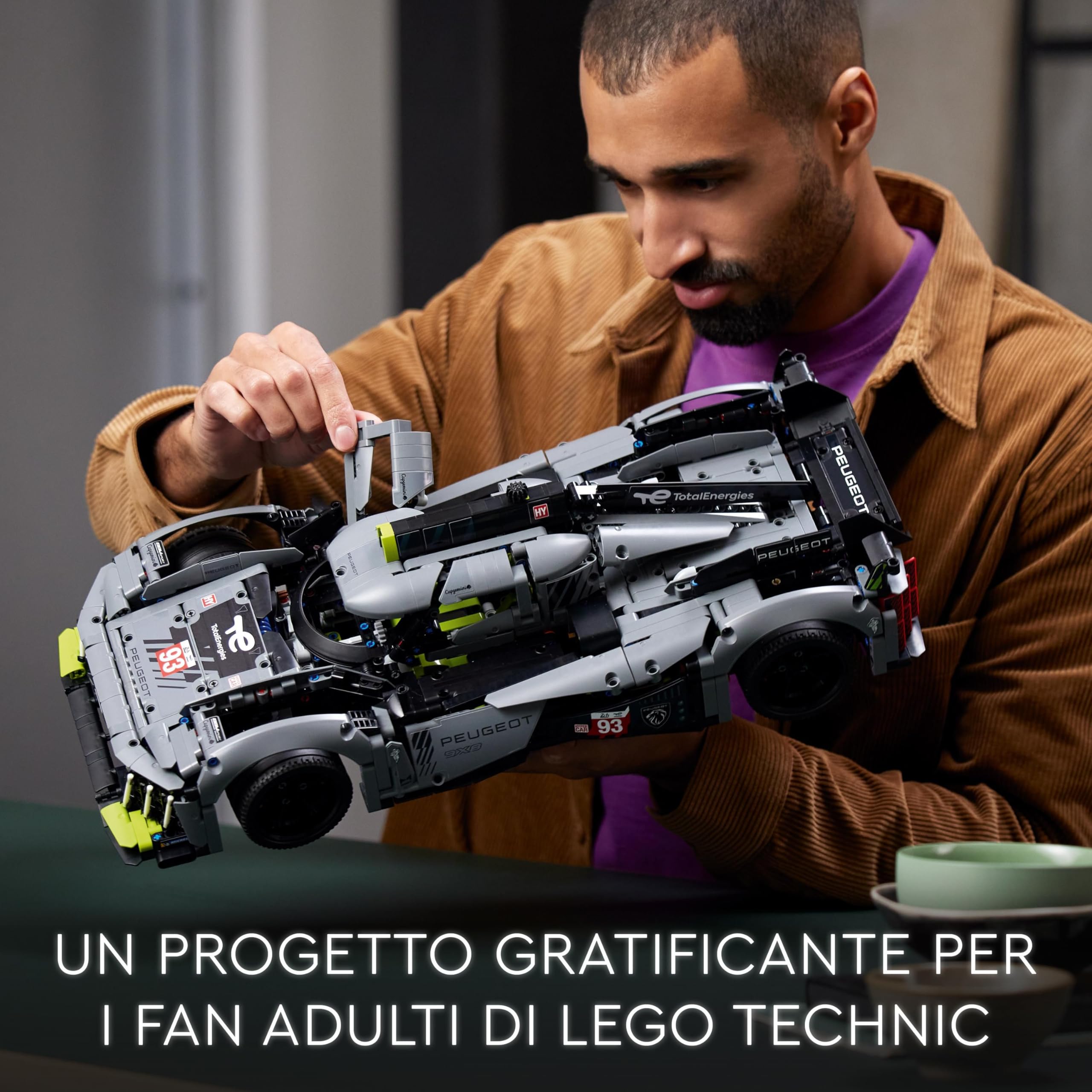 LEGO 42156 Technic PEUGEOT 9X8 24H Le Mans Hybrid Hypercar, Iconico Modellino di Auto da Corsa per Adulti da Costruire, Idea Regalo per Uomo o Donna, Set Automobilistico da Collezione in Scala 1:10