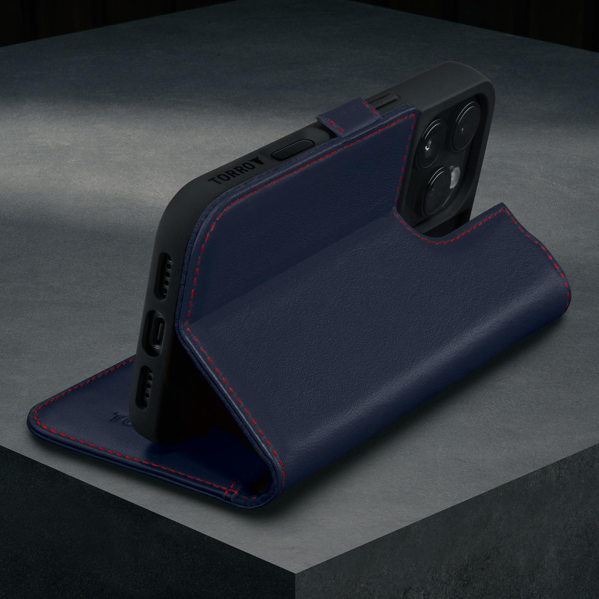 TORRO Leather Case Compatible with iPhone 16 Pro Max - Image 3