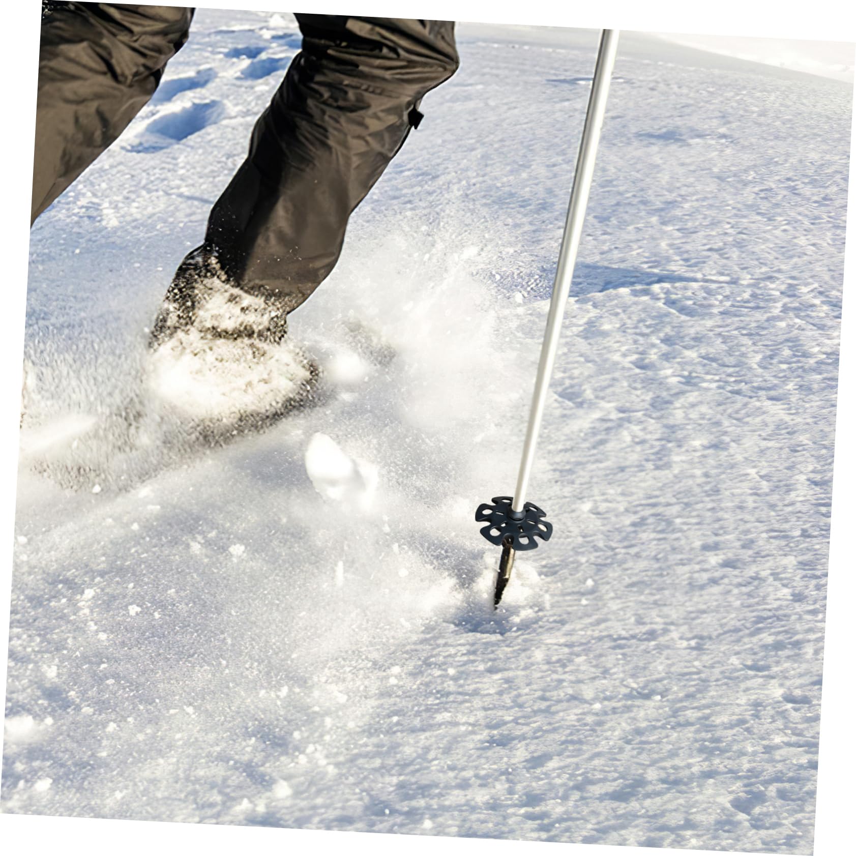 Toyvian 4 pièces Embouts pour Bâtons de Randonnée et Trekking Protection Antidérapante pour Boueux et Neige Accessoires Universels pour Bâtons de Marche et Randonnée