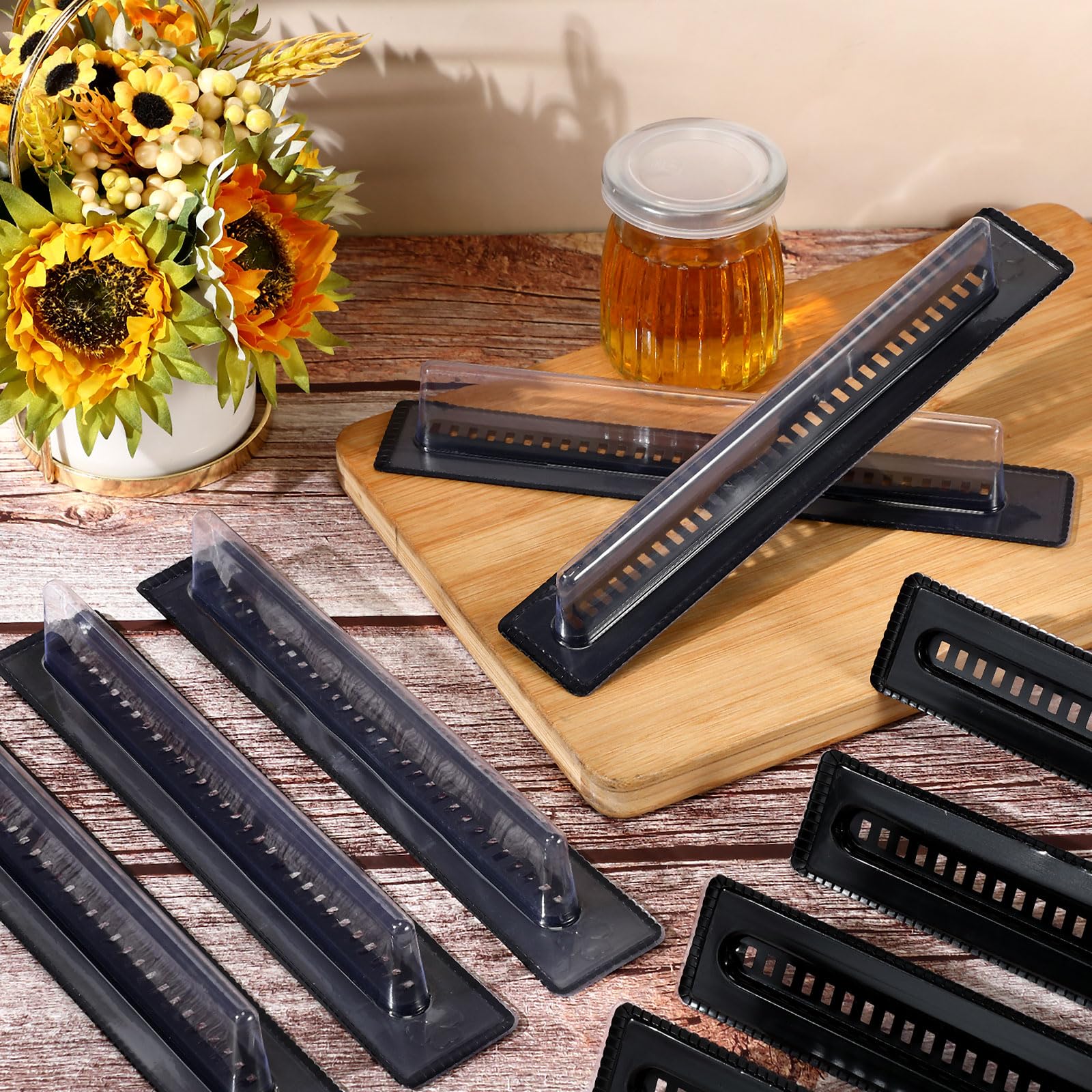 Qualirey Lot de 50 petits pièges à coléoptère en plastique pour ruches, outils d'apiculture, fournitures d'apiculture, contrôle des coléoptères