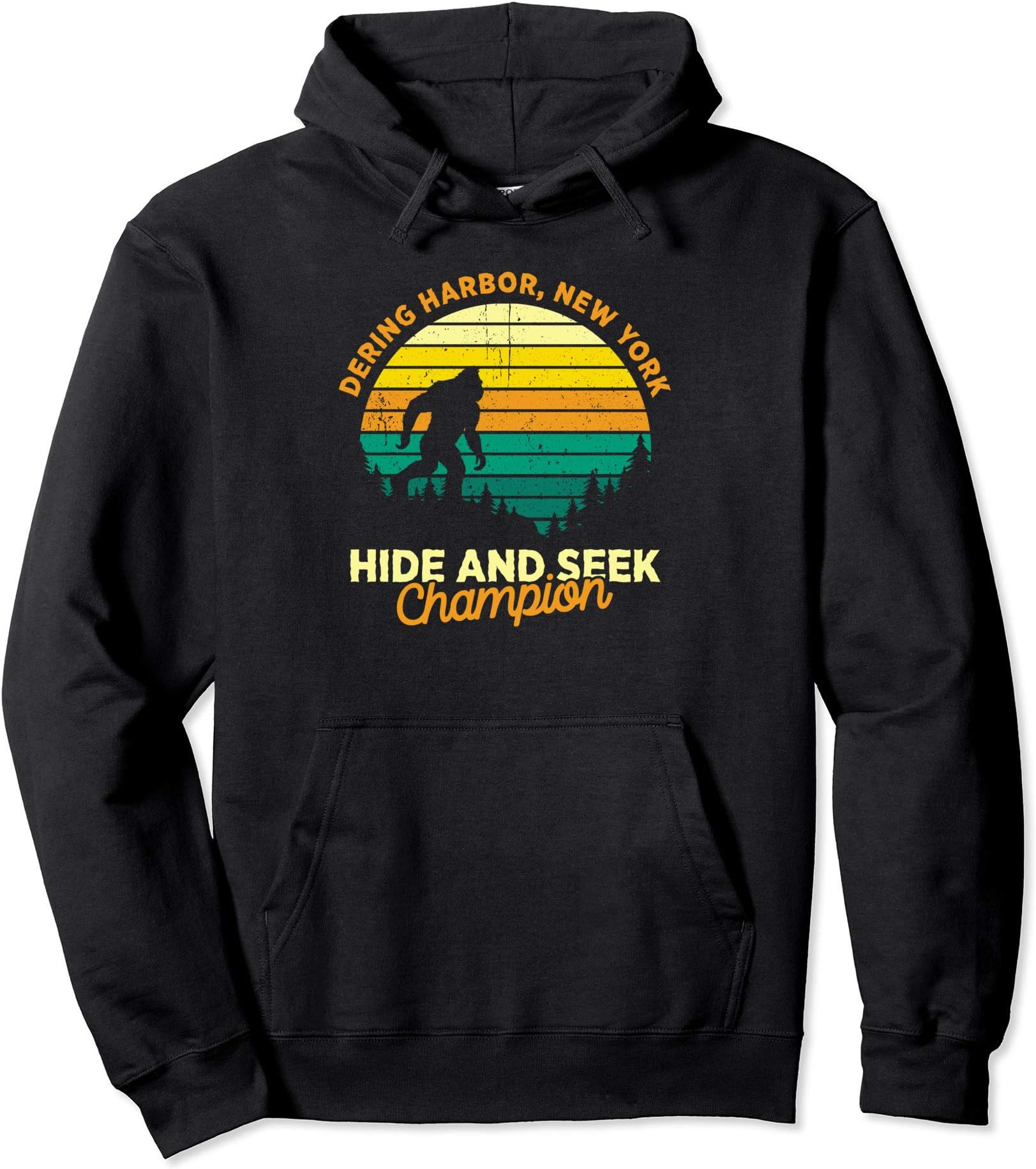 Retro Dering Harbor, New York Big foot Souvenir Pullover Hoodie