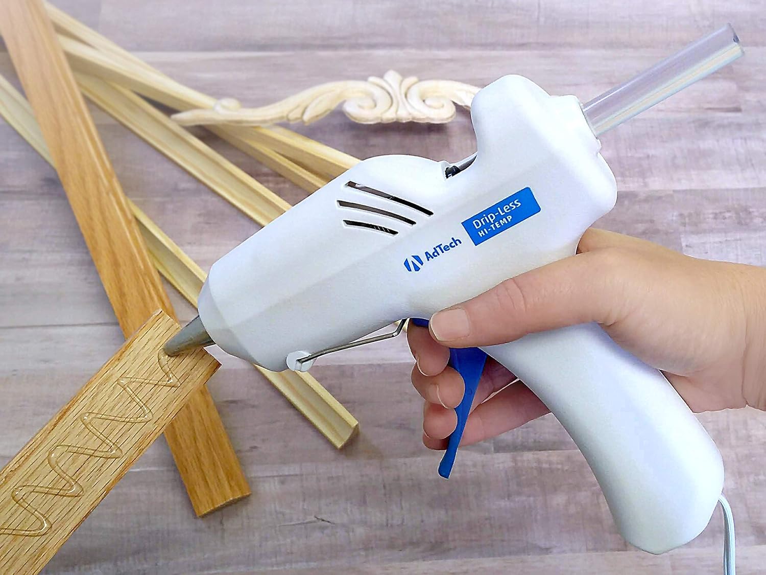 Ad-Tech Award-Winning AdTech W9201 Drip-Less Full Size High Temp Hot Glue Gun - Up To 90% Less Drips & Strings,White