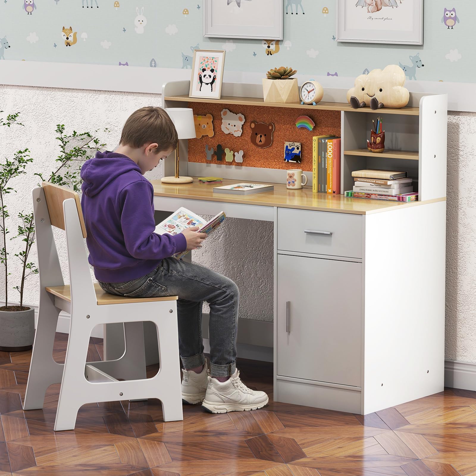 LIFEZEAL Ensemble de Table et Chaise pour Enfants, mobilier Multifonctionnel pour Enfants, Bureau avec étagère, tiroir, Armoire, Tableau en liège, Tabouret Ergonomique avec Dossier incliné (Naturel)