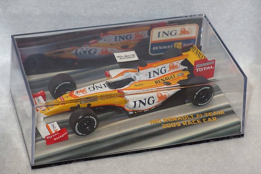 ミニチャンプス 1/43 ルノー R28 F.アロンソ2008年 日本GP優勝