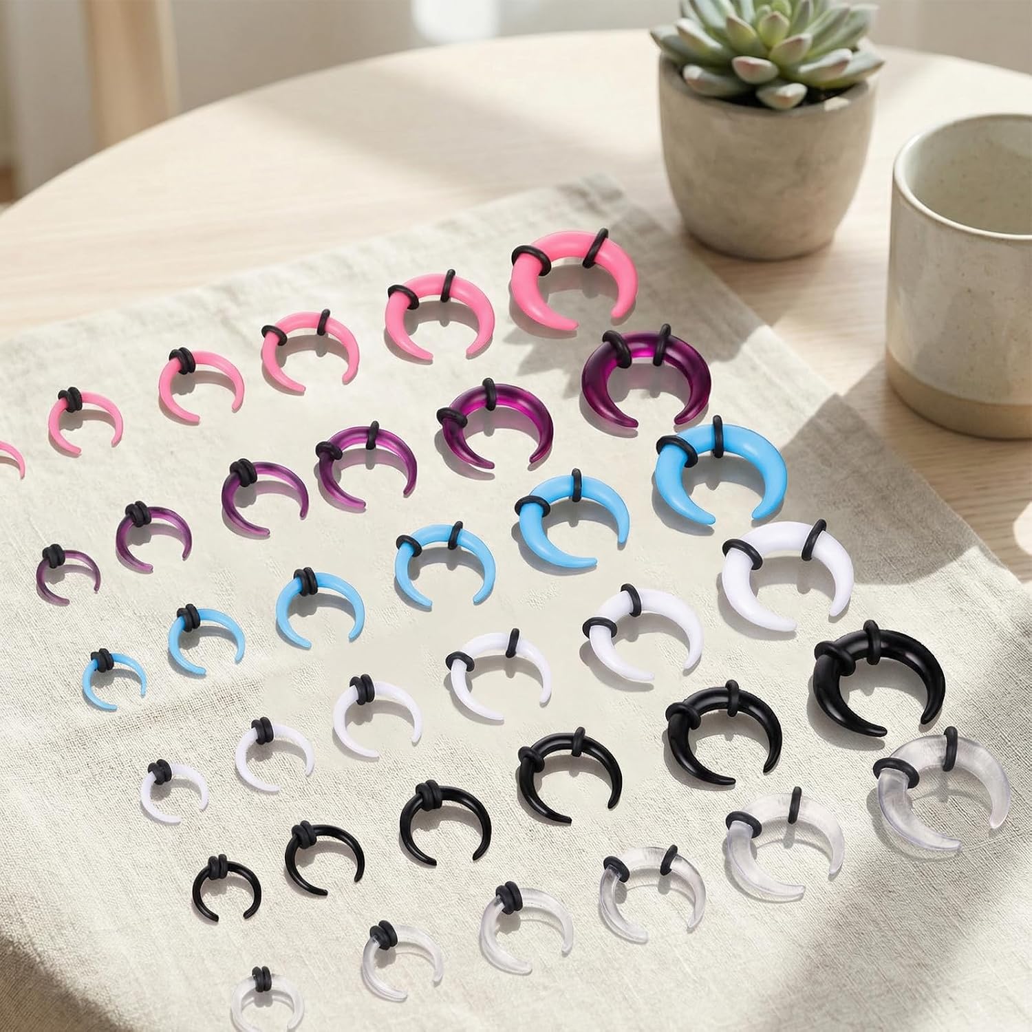 Yolev 36Pcs Acrylic Septum Pincher Tapers 16G-6G Septum Stretching Kit with Black O-Rings Spike Horseshoe C Shape Buffalo Pincher Septum Gauge Kit Rings Ear Cartilage Nose Stretch Kits for Women Men