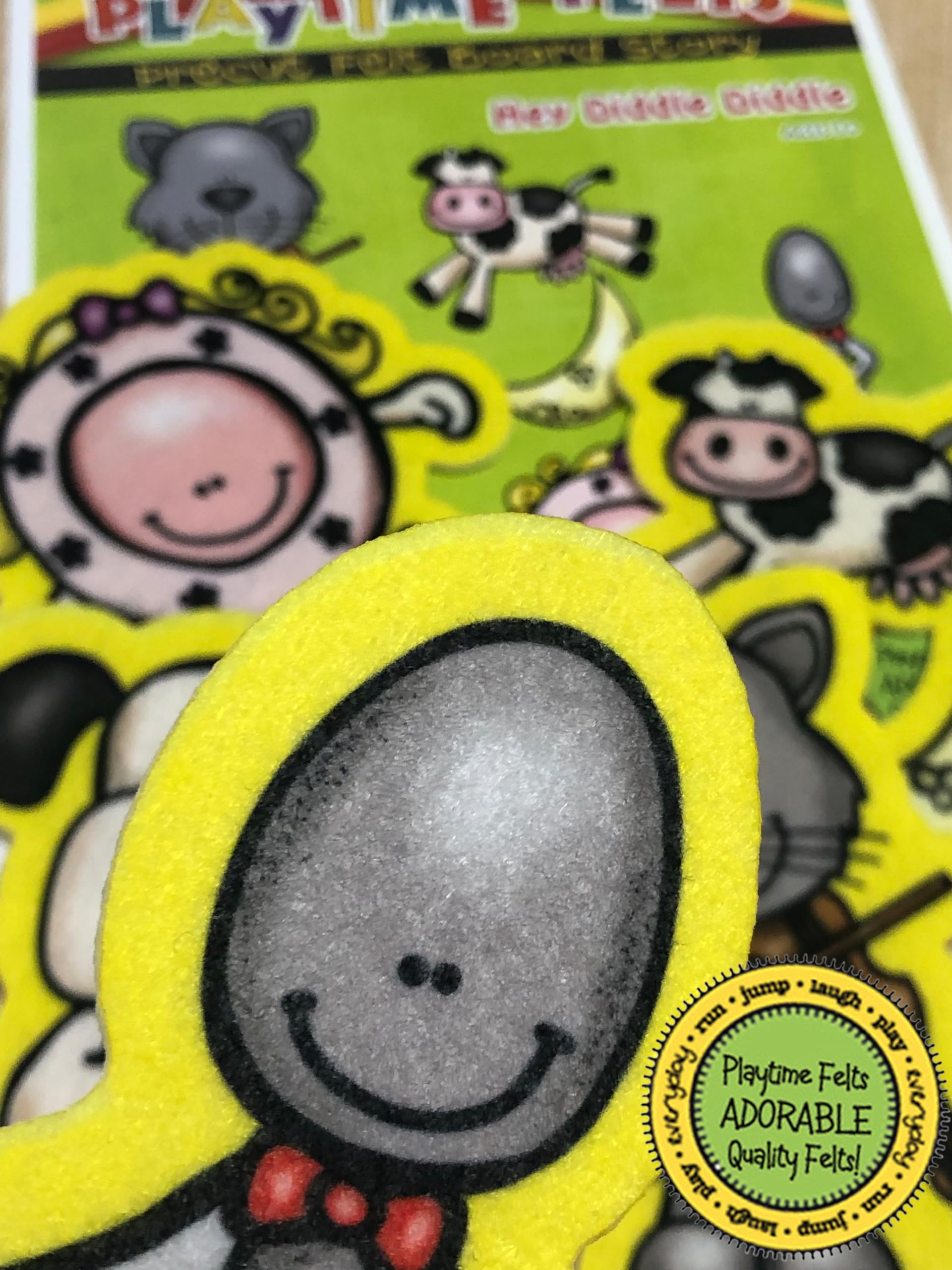 Hey Diddle Diddle Nursery Rhyme Felt Figures | 5 Adorable Felt Board Pieces for Flannel Board. Perfect for Toddlers, Preschool and Kindergarten - Reusable Felt Board Stories