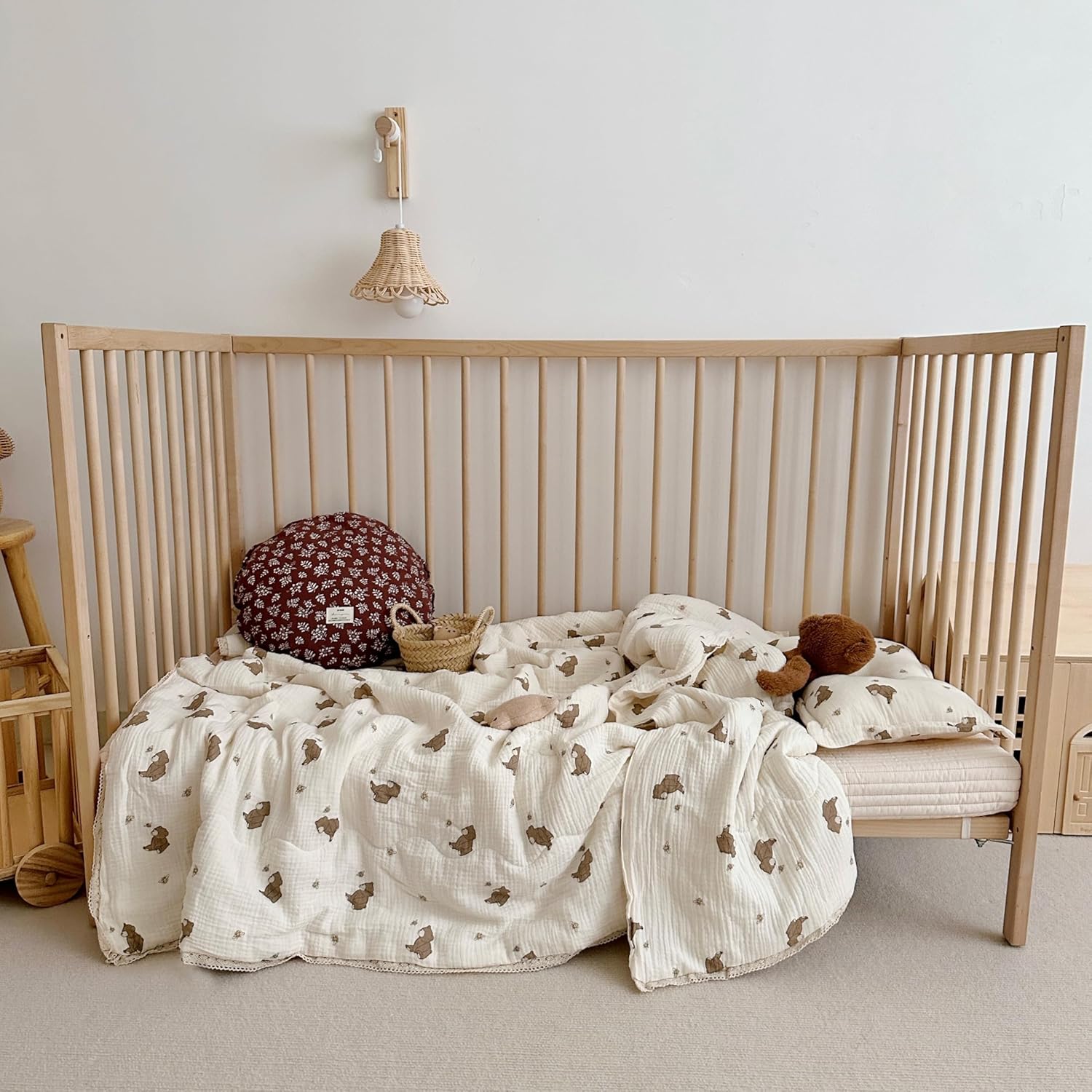 BuLuTu Muslin Quilt Blanket and Pillowcase for Twin Bed, Bee & Bear Print