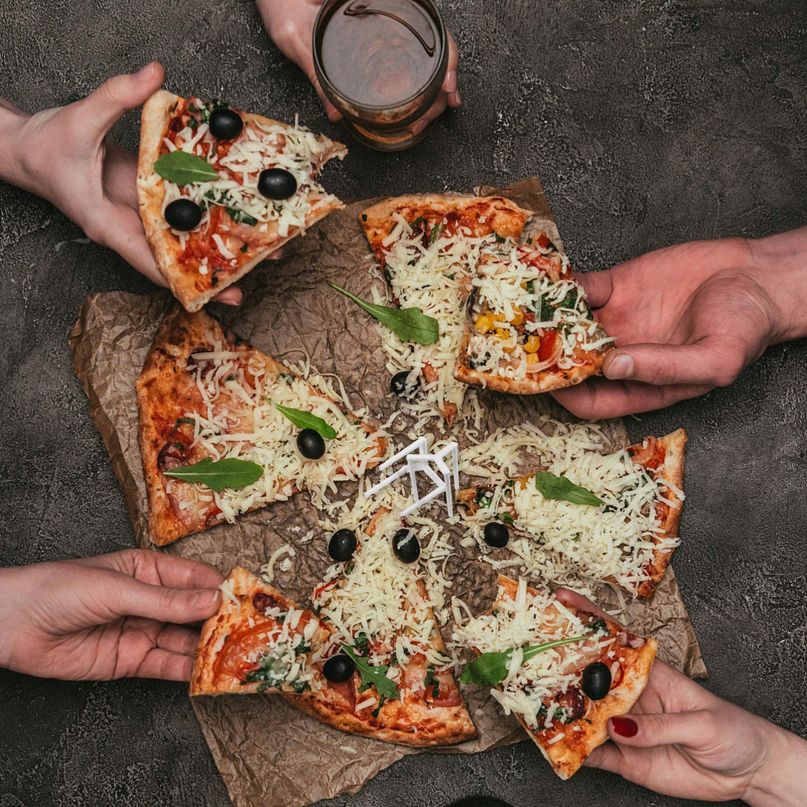 BESTonZON Desktop Stand 100 Pack Stand, Plastic Tripod Stack for Restaurant Container, Catering boxes and Food Take , White Pizza Container