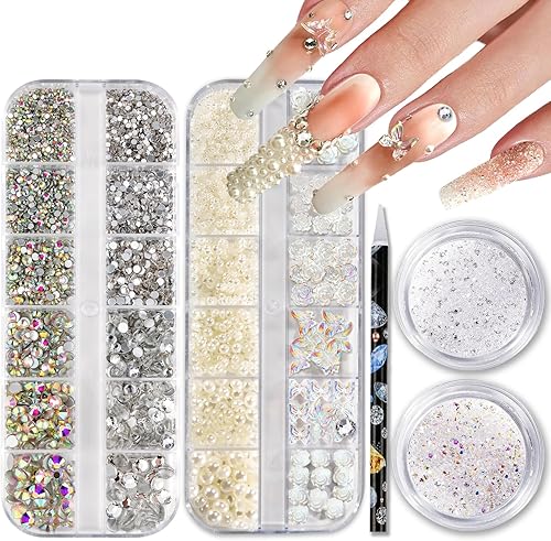 Haozher Juego de 4 cajas de diamantes de imitación para arte de uñas, 11000 piezas de gemas de cristal para uñas y cuentas de perlas, dijes de