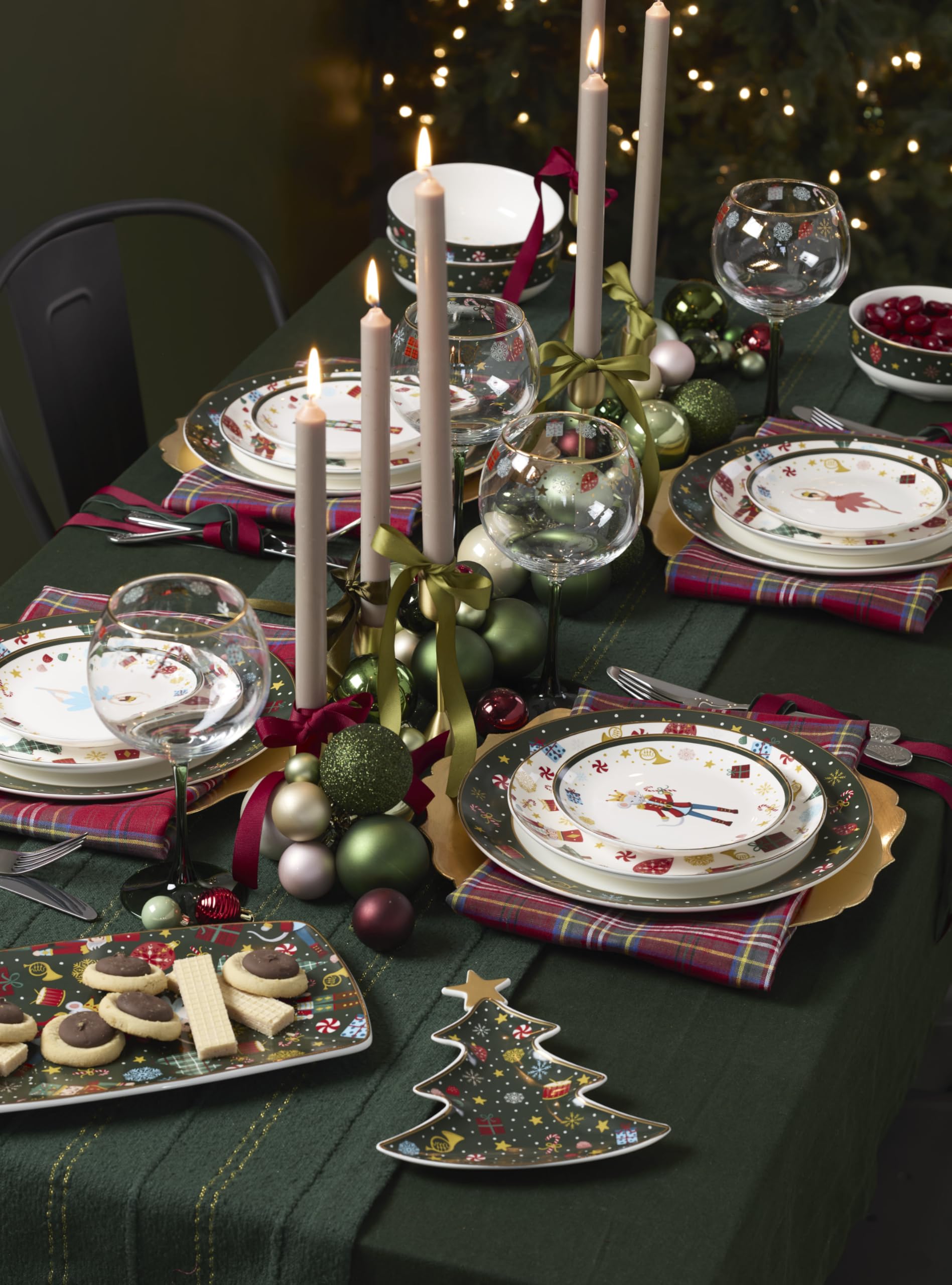 Lenox Plato para Dulces, Cascanueces, Bandeja de Alimentos, Hecha de Porcelana, Solo Lavado a Mano, Plato de golosinas de Invierno con árbol, Ballet con Cascanueces, decoración