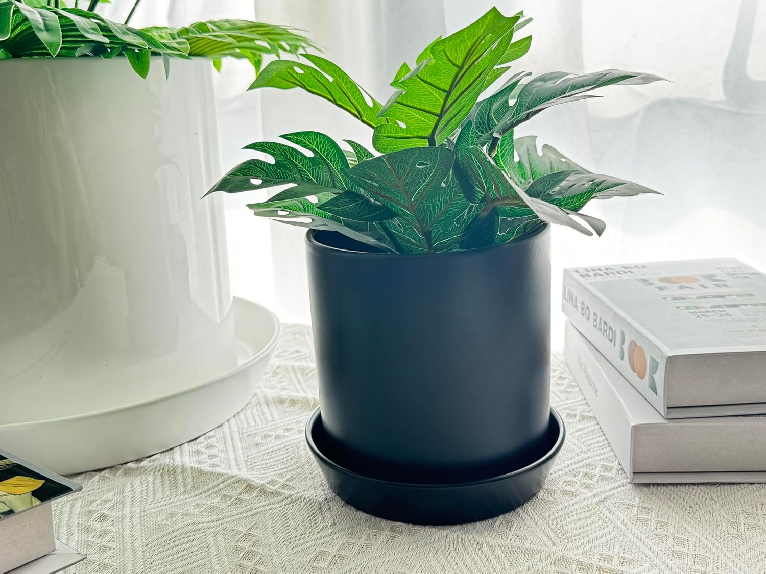 2 Pack Plant Saucer 6 Inch, 7 inch (6.7 Inch) Plant Saucer Tray, Heavy Duty Glazed Ceramic Plant Saucers for Indoors & Outdoor, Flower Plant Water CatcherTrays for Pots Planter (6 inch Black