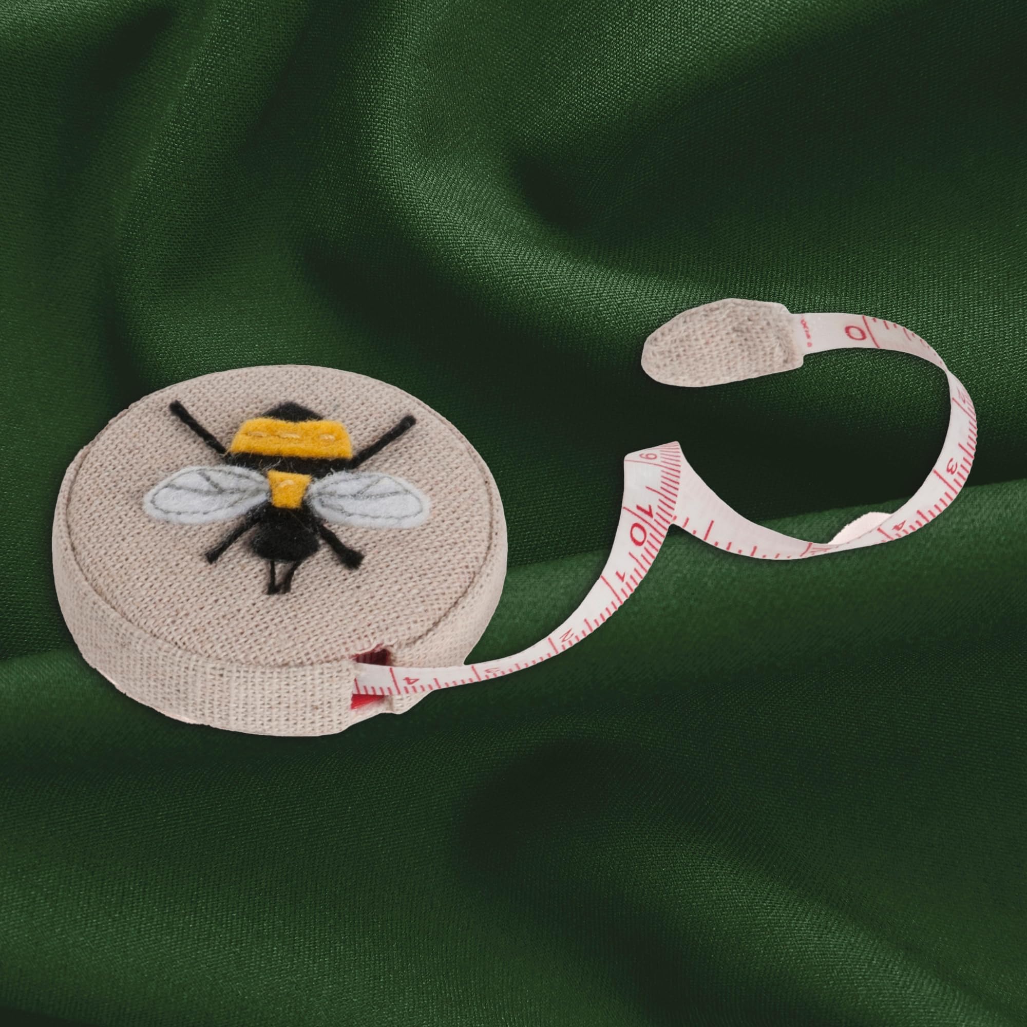 Hobby Gift Custodia Rigida Porta Ferri E Accessori Per Maglieria E Uncinetto – Tessuto 100% Cotone Con Ape Di Lino, Pieghevole