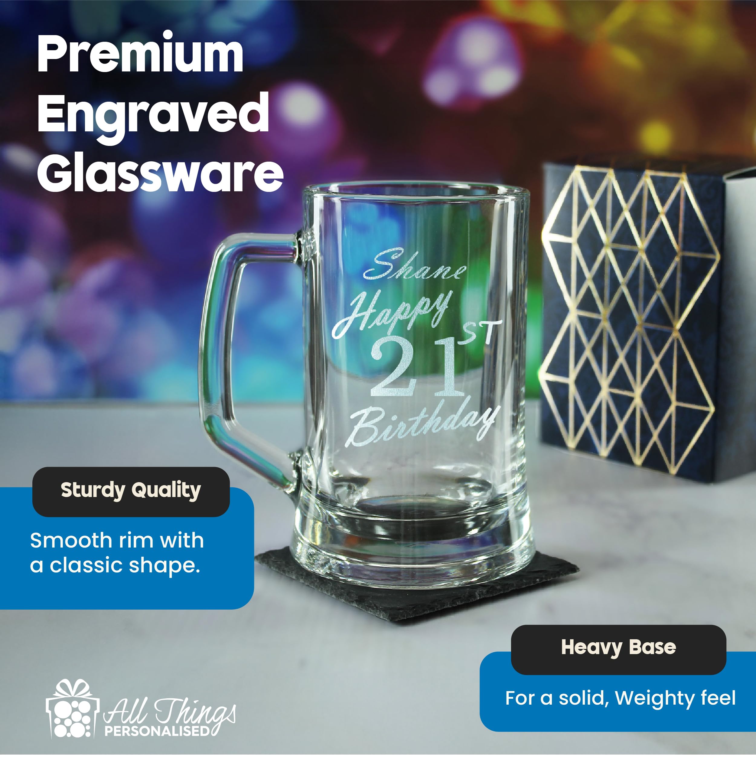Chope à bière gravée personnalisée avec inscription « Stein Happy 21st Birthday » dans une boîte cadeau