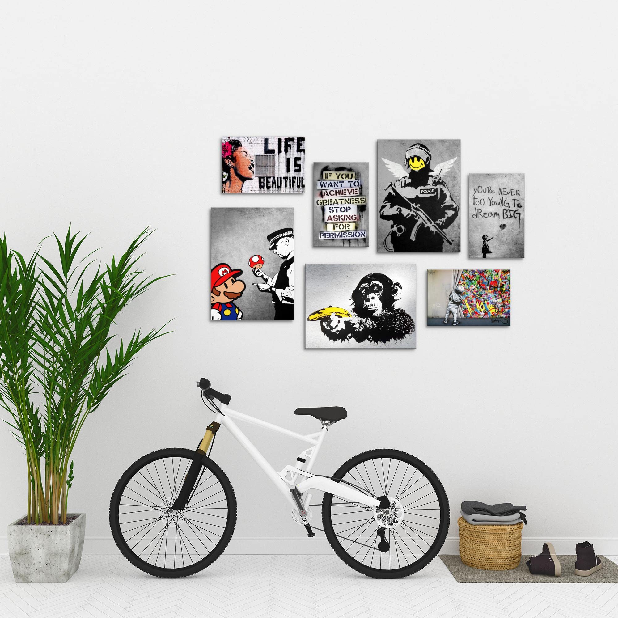 Novart Wandbilder Banksy Collage - KOMPLETT AUFHÄNGFERTIG - Street Art Wohnzimmer Büro - 7 Moderne Mood-Bilder - N013571a