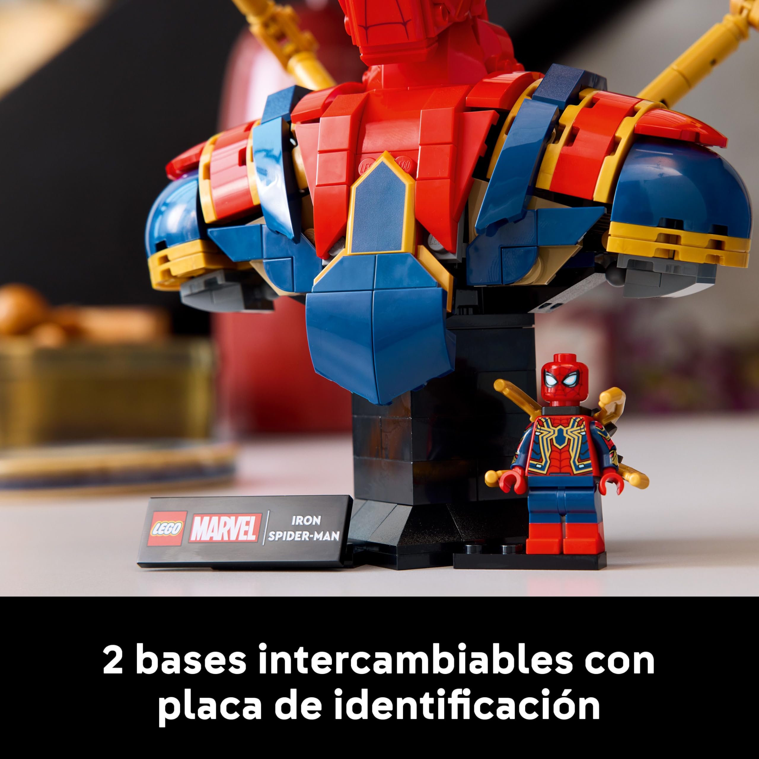 LEGO Marvel Busto de Iron Spider-Man - Maqueta para Adultos de Figura de Superhéroe con 2 Brazos Móviles, Cabeza Giratoria y Minifigura - Regalo de la Colección Vengadores para Hombres y Mujeres 76326