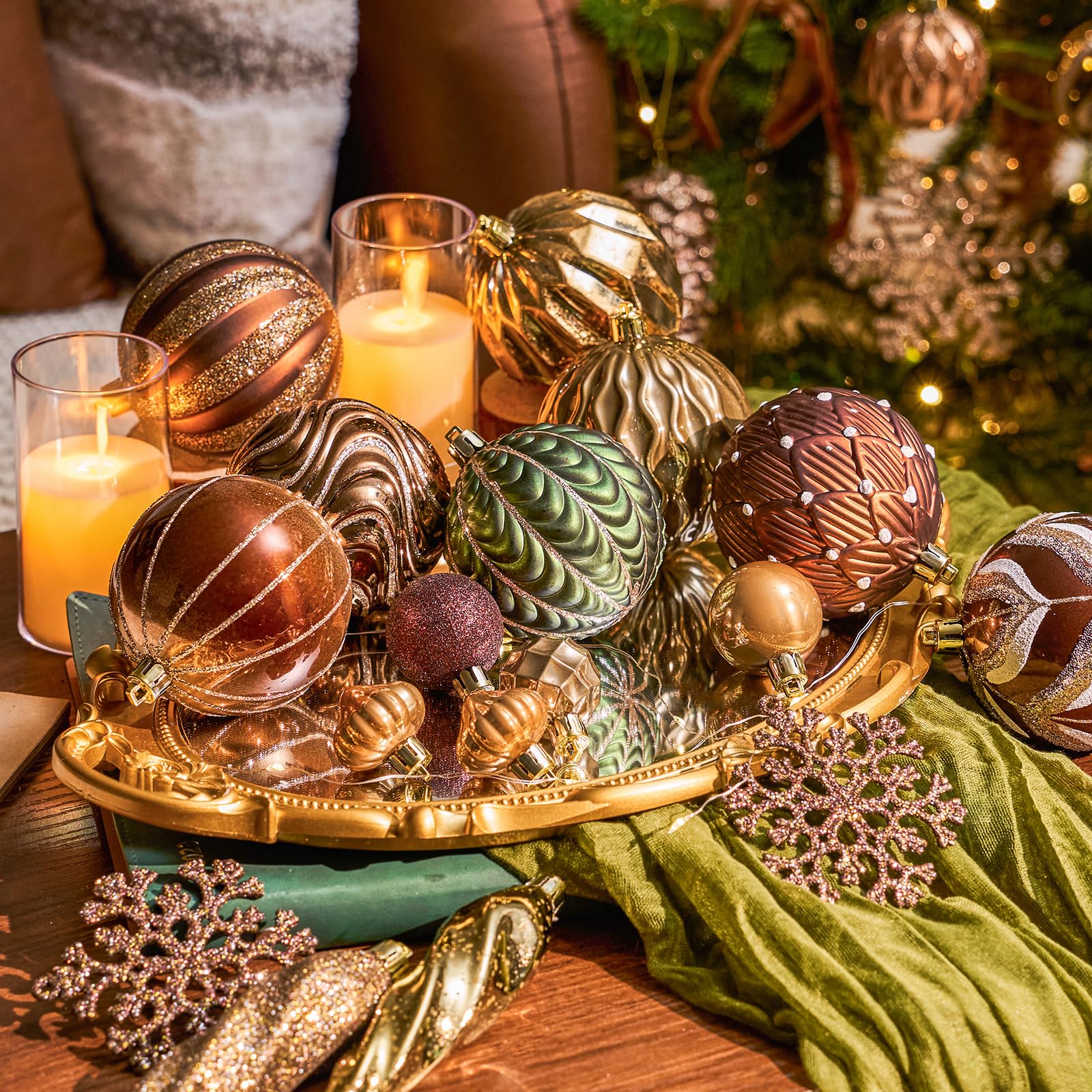 JORNOY Juego de adornos de bolas de Navidad en tono tierra – 70 unidades surtidas de varios tamaños para colgar árbol decoraciones a granel con ganchos para decoración de temporada festiva y Año Nuevo