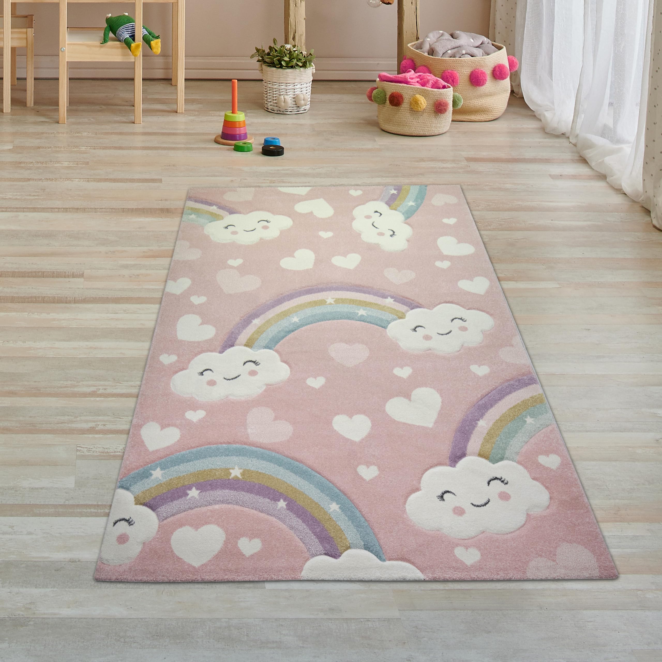 Teppich-Traum Tappeto per Bambini in Camera Arcobaleno con Nuvole e Cuori Rosa Größe 80x150 cm