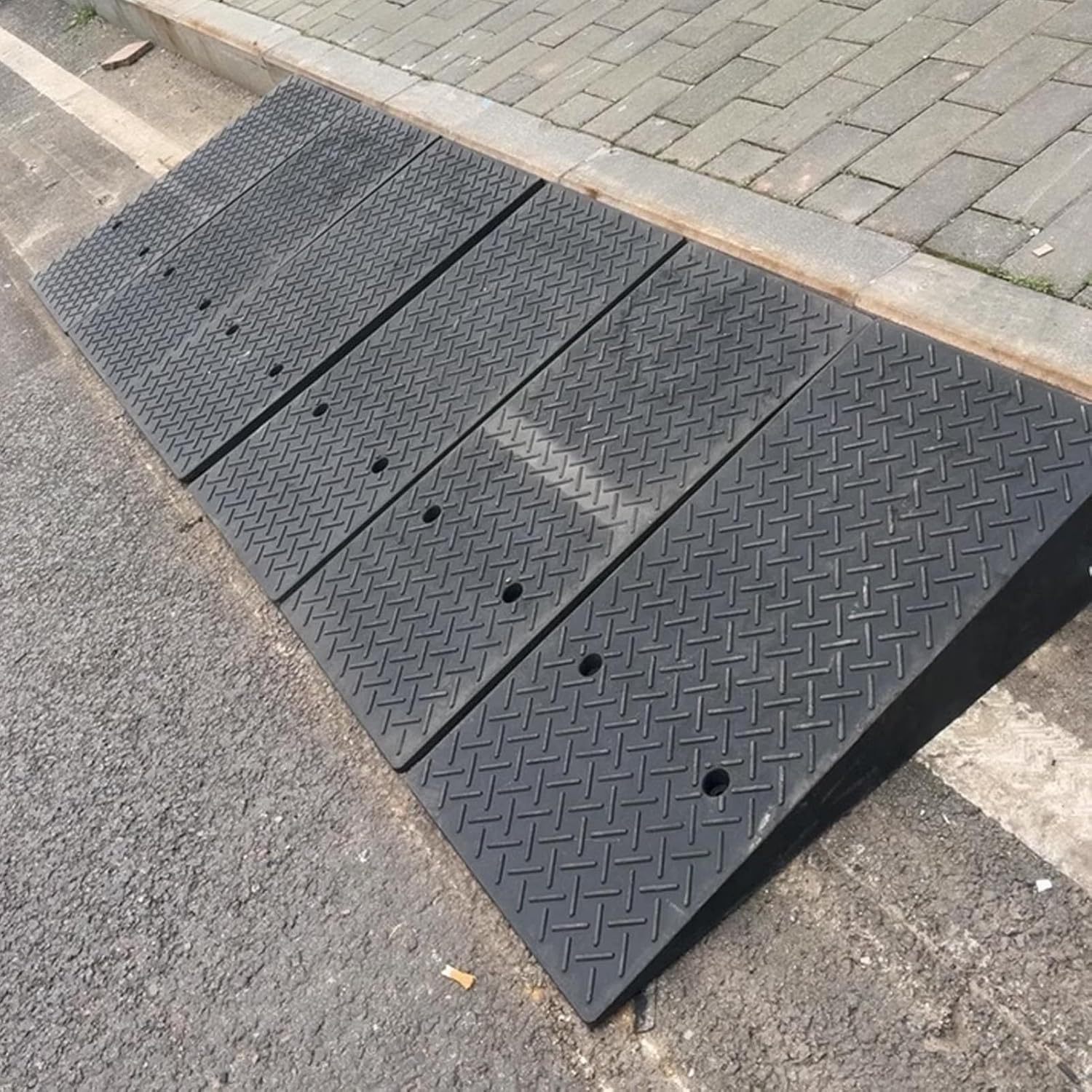 Gumowa rampa krawężnikowa do drzwi samochodu - przenośna rampa dla samochodów, wózków inwalidzkich(17cm/6.7inch)