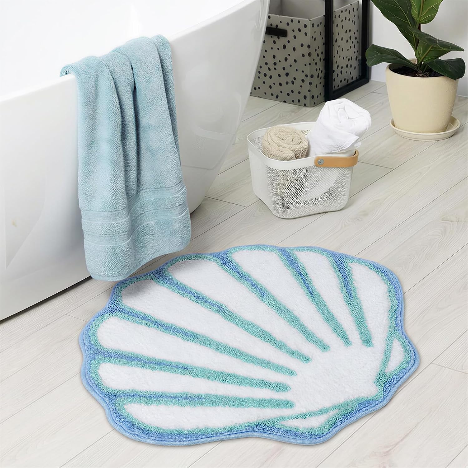 2 Pcs Beach Bathroom Rugs Non Slip Washable Ocean Seashell Starfish Mats Rugs Coastal Bath Rugs for Room Decor Nautical Fluffy Plush Soft Absorbent Farmhouse Carpet for Bathroom Shower Tub