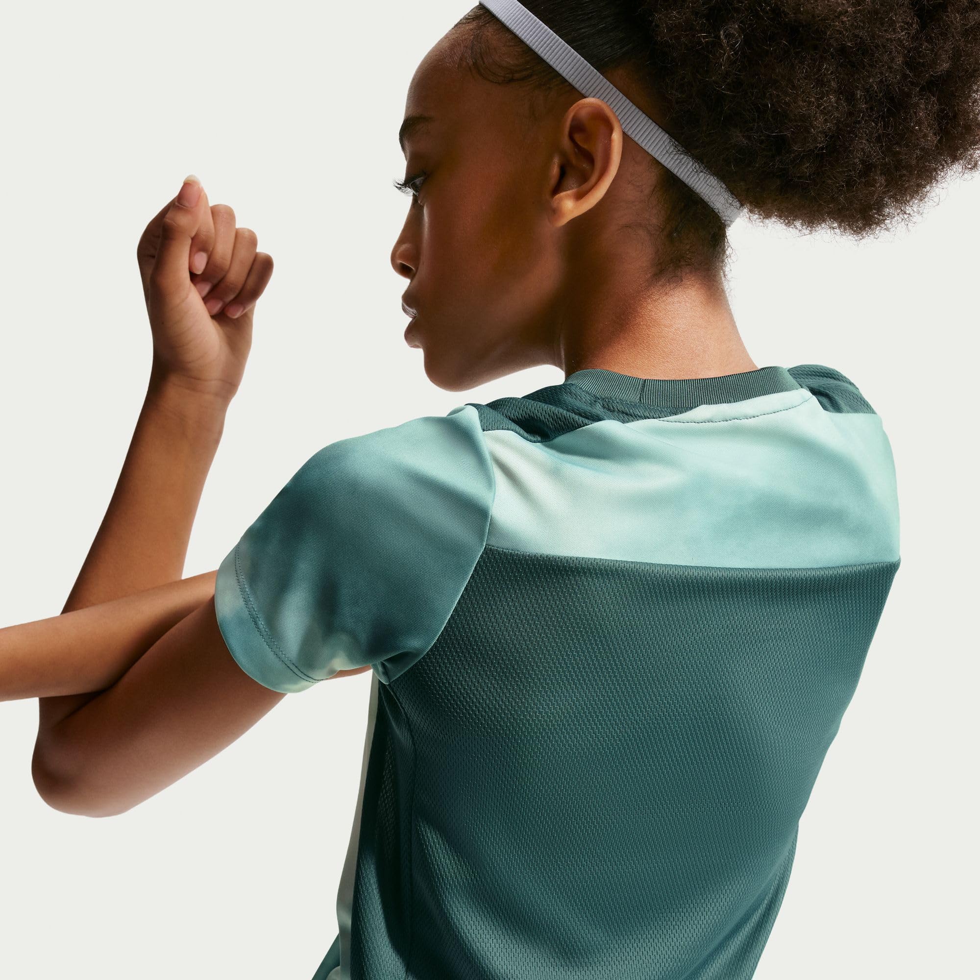 NIKE Top piłkarski z krótkim rękawem Uniseks - dzieci Nike Academy+ Dri-fit Kurzarm-fußballoberteil Für Ältere Kinder