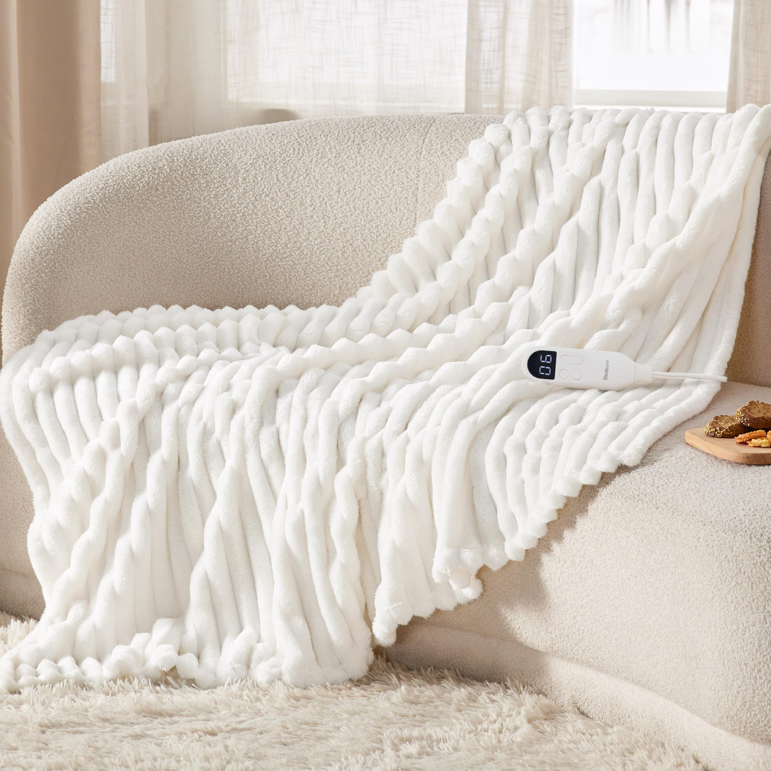 BEDSURE Heizdecke Wärmedecke Elektrische Kuscheldecke - mit Abschaltautomatik, 6 Heizstufen & 10 Stunden Timer, bis zu 8 Stunden Überhitzungsschutz für Home & Office, 130x180cm, Breitgestreift Weiß
