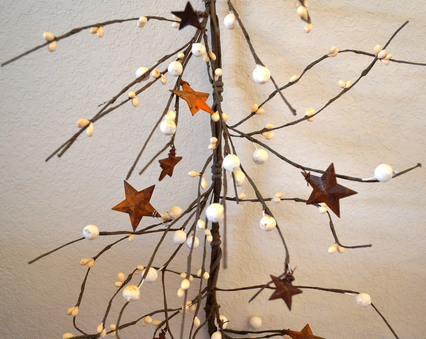 4.5 FT Berry Garland (White) with Rusty Stars