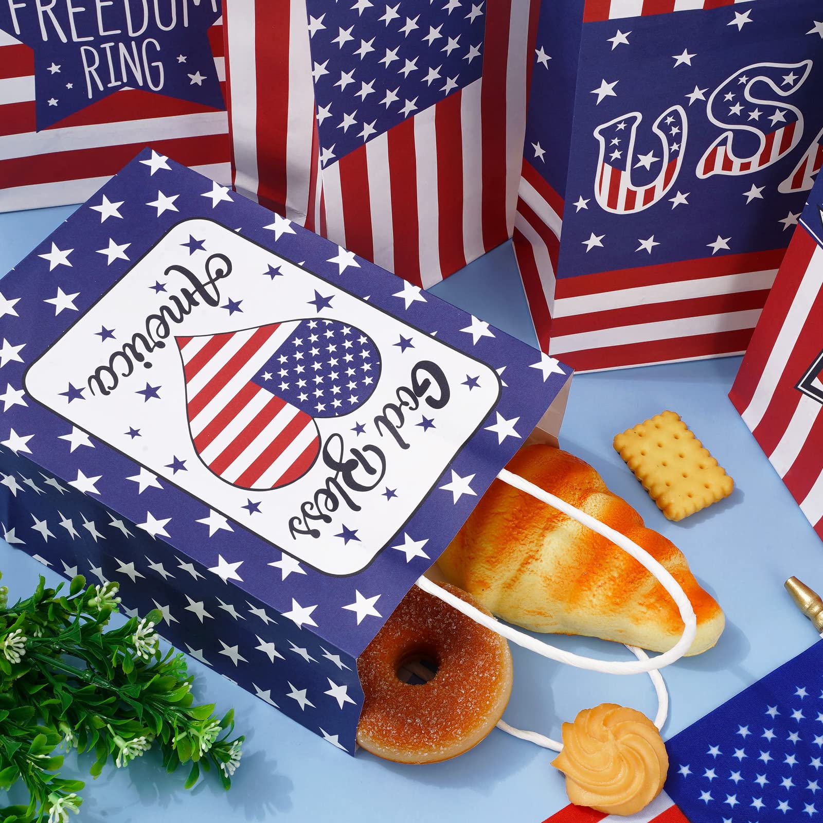 100 Partytüten Zum 4. Juli | Patriotisch Mit Sternen & Feuerwerk | 25x16,5 Cm Mit Griff