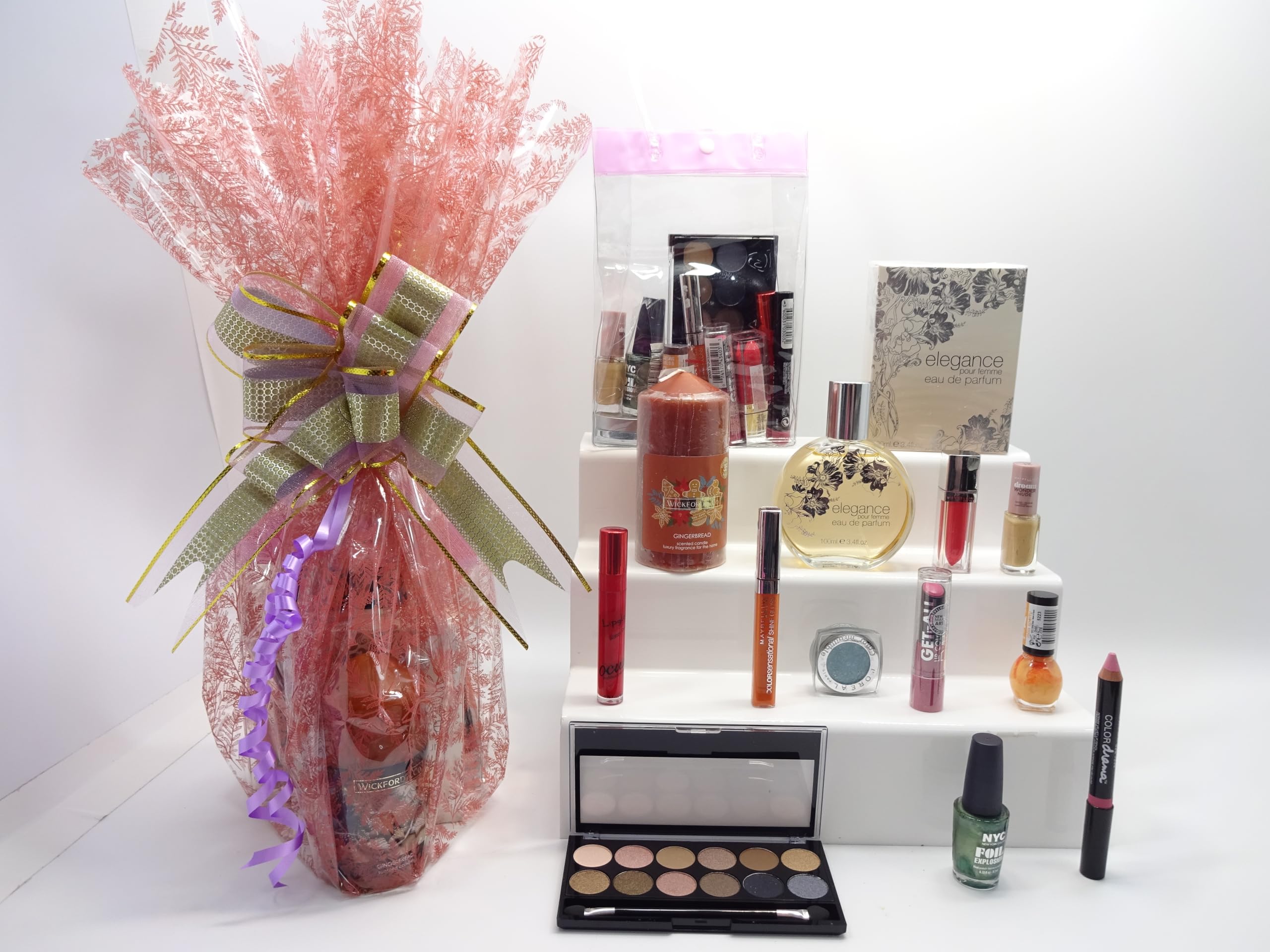 Coffret cadeau parfum et maquillage pour femme