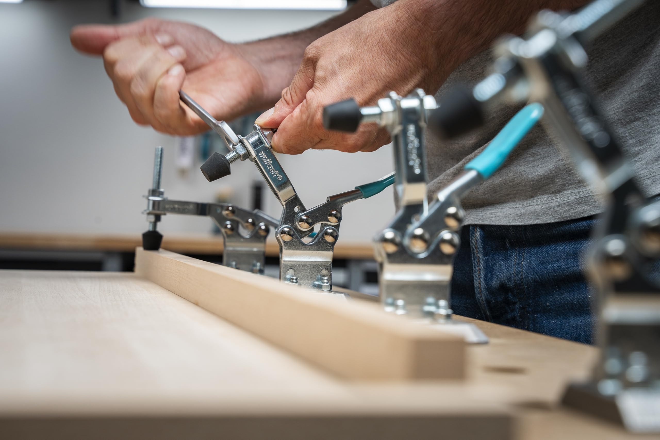 wolfcraft 6893000 - Sauterelle de serrage rapide et mobile - Pour une fixation sûre et rapide de pièces, idéale pour les travaux en série