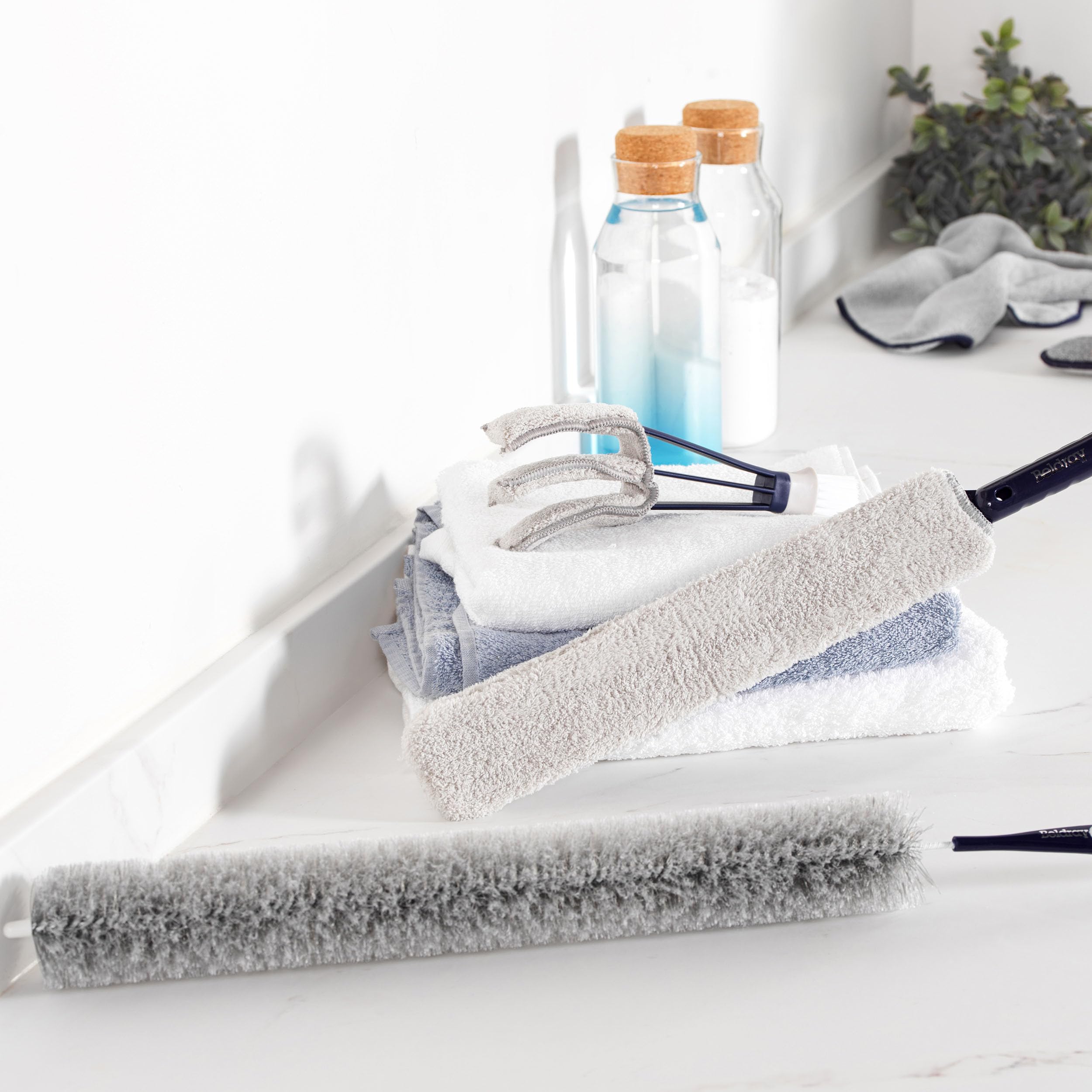 Beldray LA032784FEU7 Deep Clean Flexi - Spazzola per la pulizia manuale con setole forti e durevoli, design flessibile per pulire aree strette, pulizia di precisione, ideale per tutte le superfici