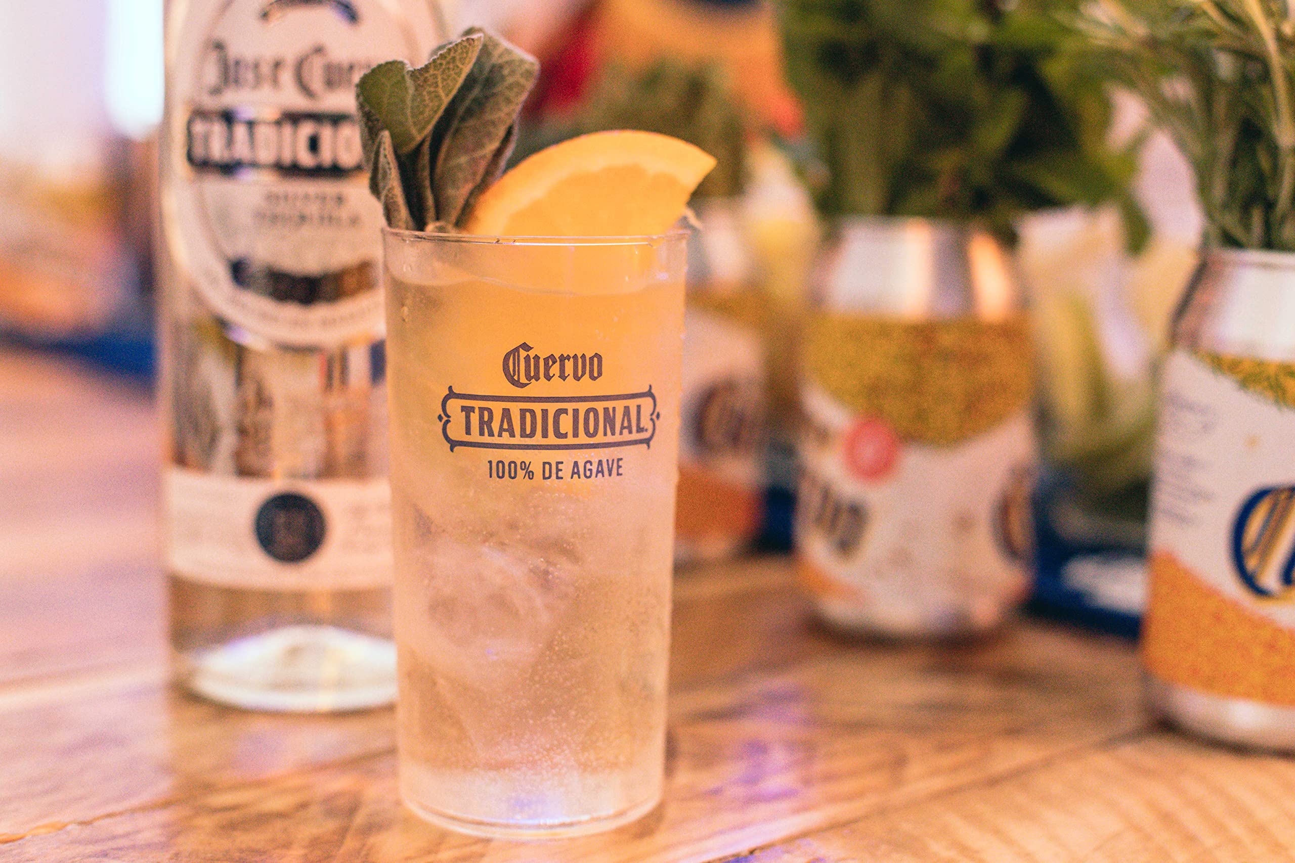 Jose Cuervo Tradicional Silver 70cl - Tequila 100% blue agave, non invecchiato. 40% vol.