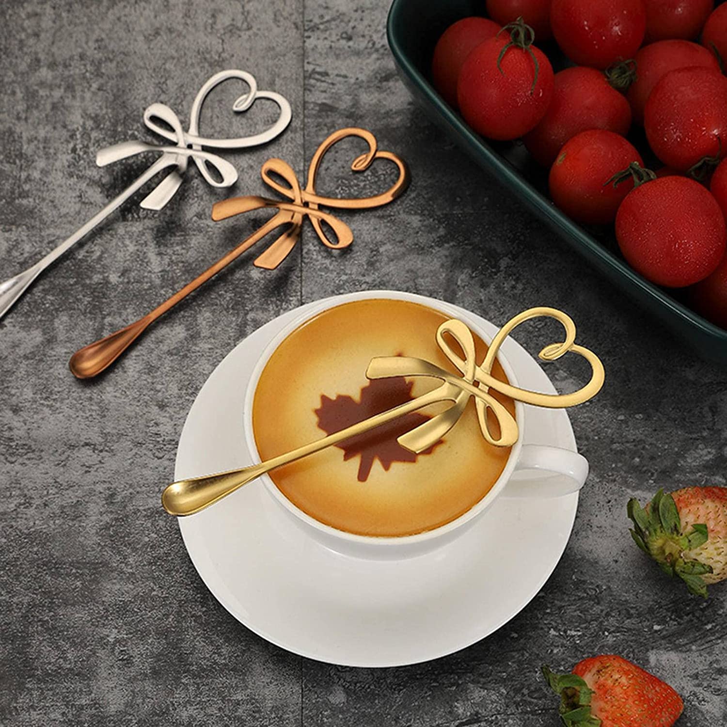Cucharas De Mesa Mini forma de corazón mezclando cuchara té café mango largo plateado cocina gadget regalo día san valentín Sopa Antigoteo Servir(A-Gold)