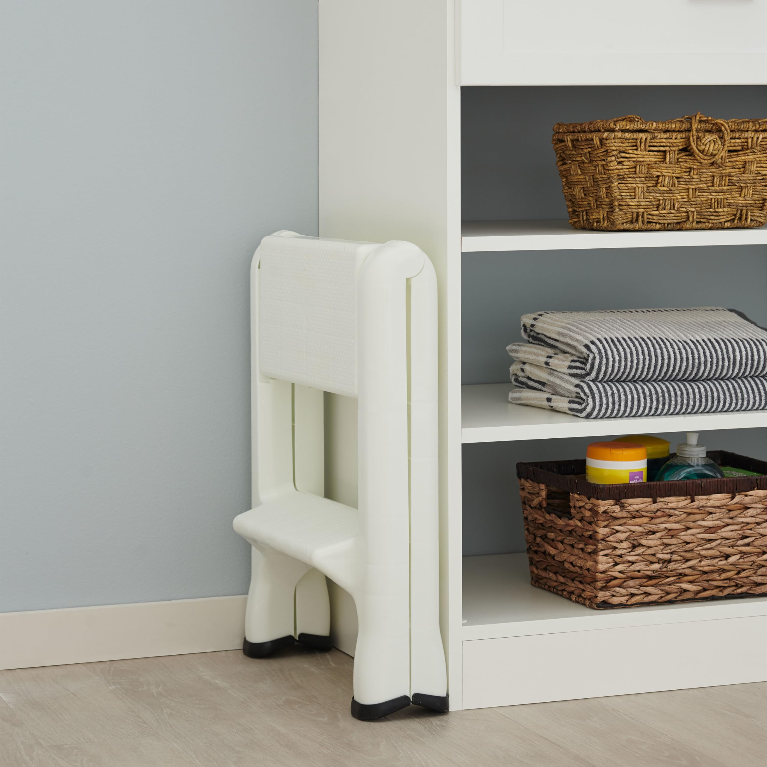 Rubbermaid 丈夫なプラスチック ラフネックステップスツール 耐荷重300ポンド ホワイト (2パック) | ラバーメイド(Rubbermaid) ステップスツール(キャスター付き