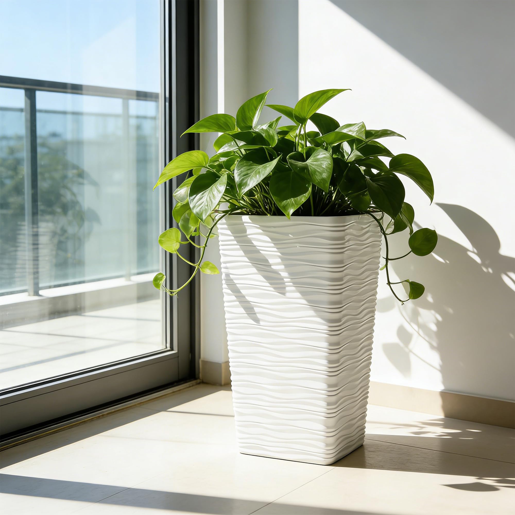 Worth Conjunto de 2 plantadores de jardim de 55,88 cm de altura