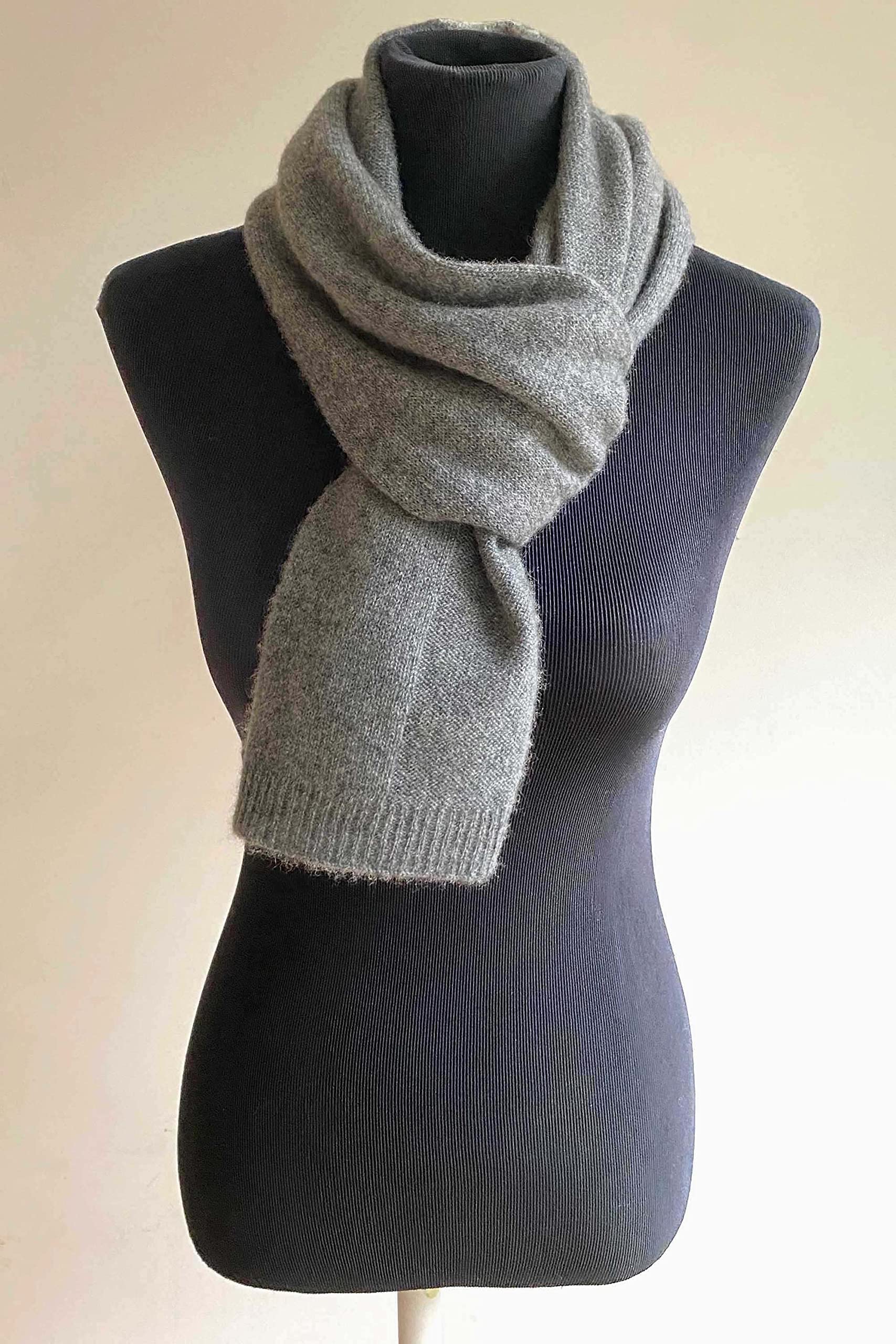 Damen-Set aus 100 % reinem Kaschmir, Schal und Handschuhe, passende Beanie-Mütze, Handschuhe und Schal, 3-teiliges Set, 3-in-1-Winter-Strick-Set, Damen, einfarbig, warm, 3-teiliges Geschenk