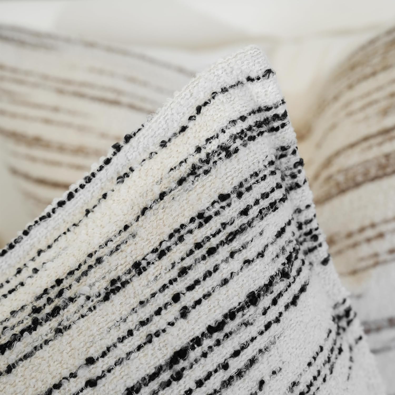 THE-TINOART White & Black Boucle Jacquard Lumbar Pillow Cover - Modern Geometric Pattern for Sofa and Bed, Luxury Woven Textured Pillow Case, 12x20 Inches