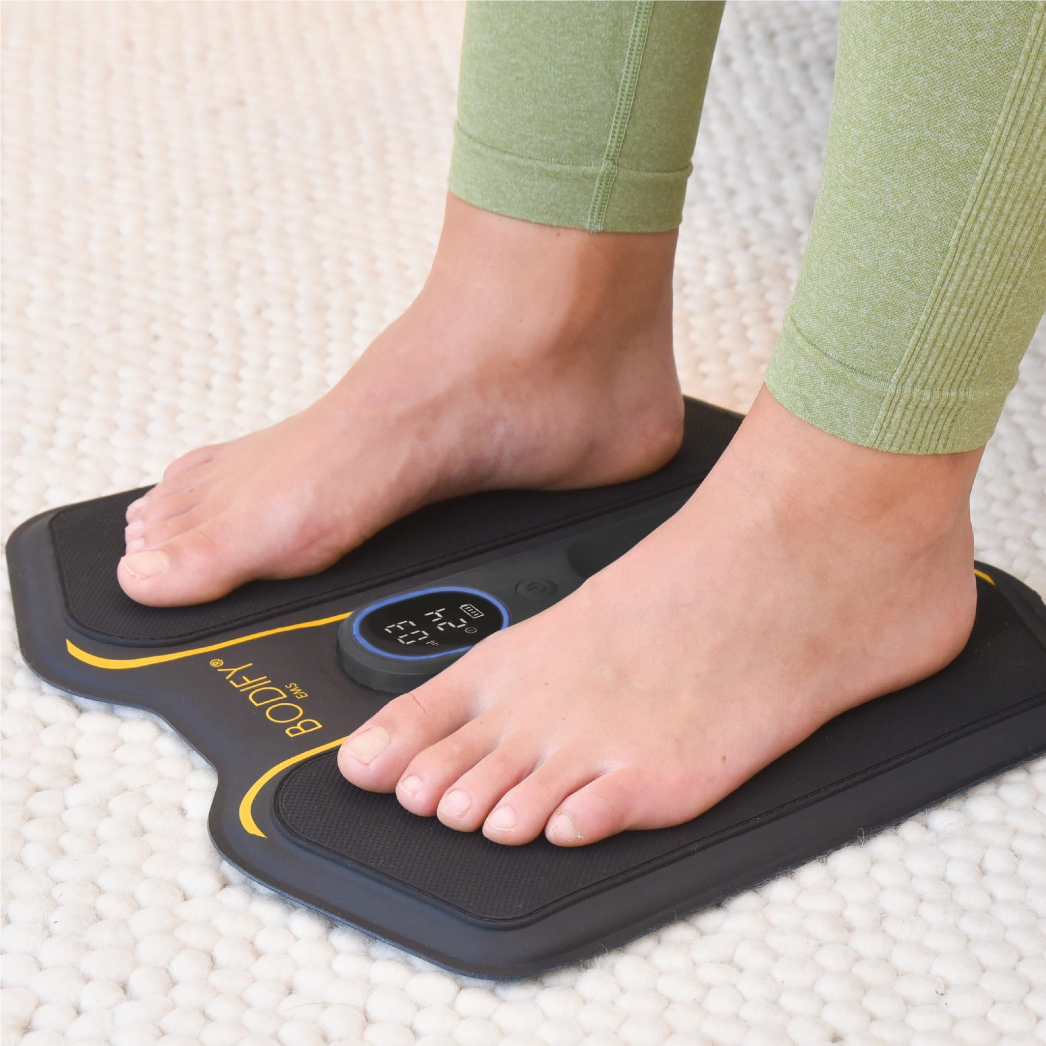 Bodify® EMS Fußtrainer Pro - Gezielte Stimulation der Fuß & Unterschenkel Muskulatur! - Muskelaufbau - EMS Training - für Männer und Frauen - DAS ORIGINAL