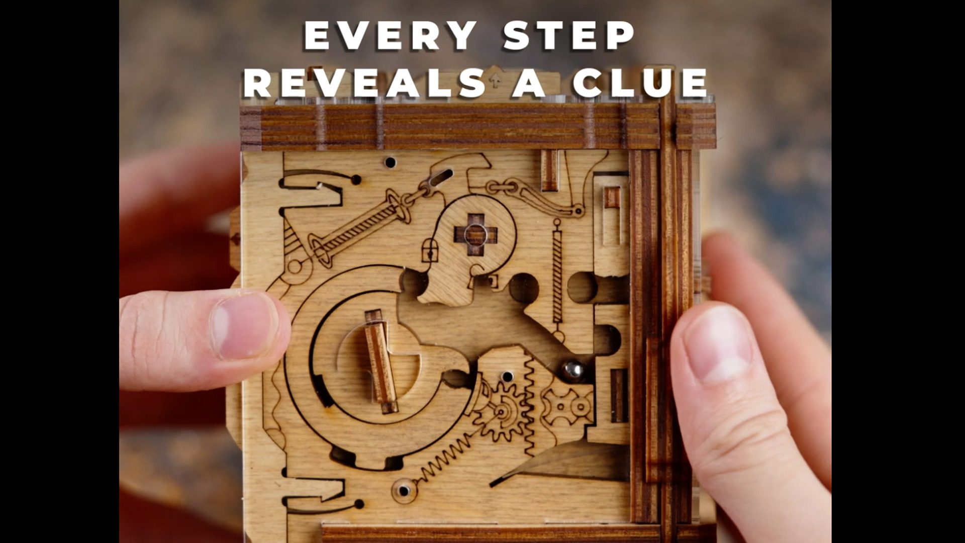 Amazon.com: iDventure Cluebox Cambridge Labyrinth | Wooden Escape