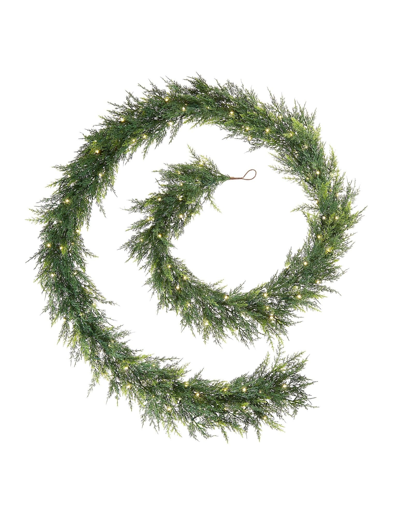 WeRChristmas Pre-Lit Cypress Fir Garland9 Ft from B&Q