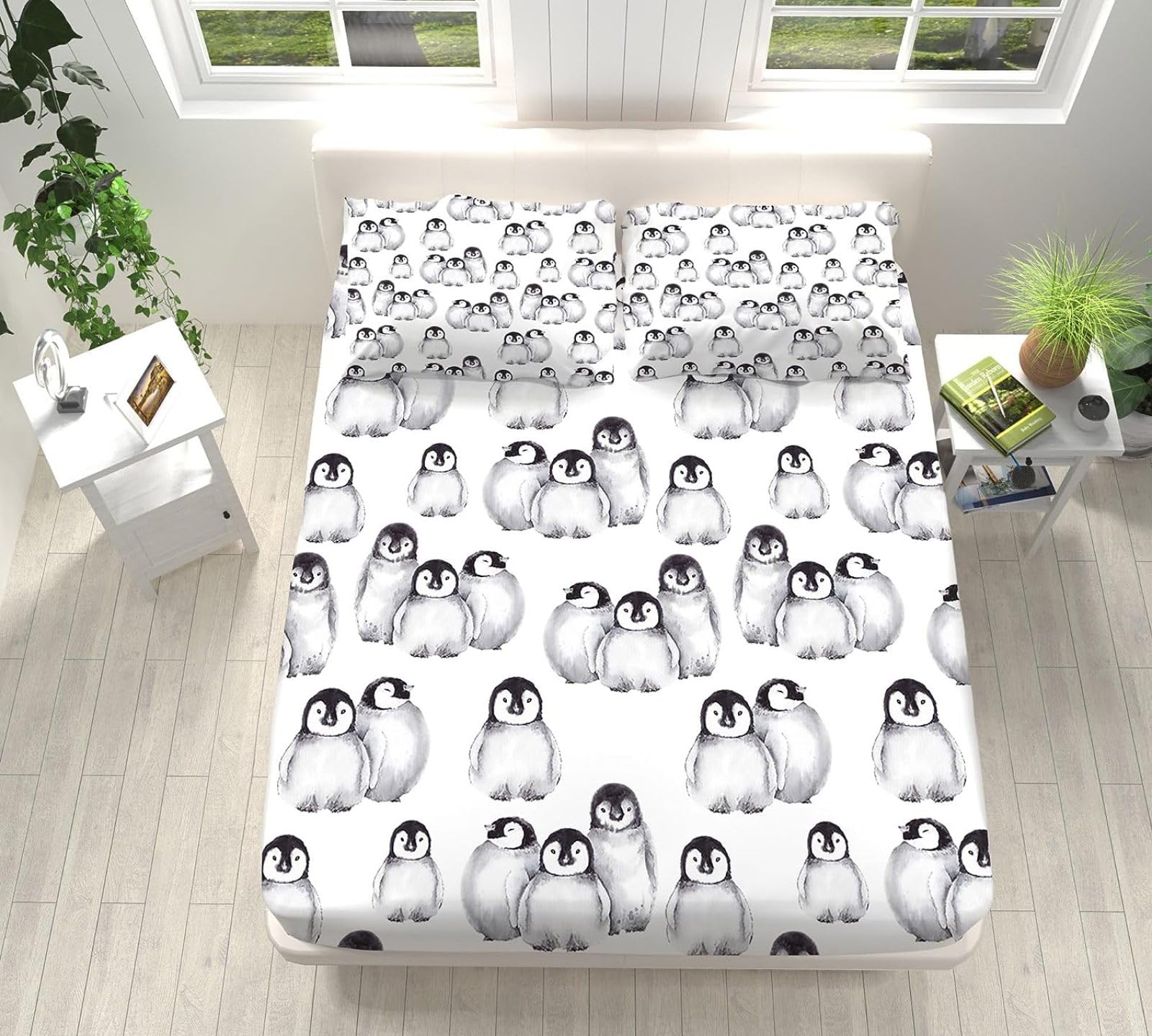 Cute Penguin Emperor Fitted Sheet, 3D Cute Penguin Fitted Sheet Emperor - Deep Pocket 12 inch (30 cm) - Soft Microfibre Fabric - Shrinkage and Fade Resistant Bedding - Bottom Sheet