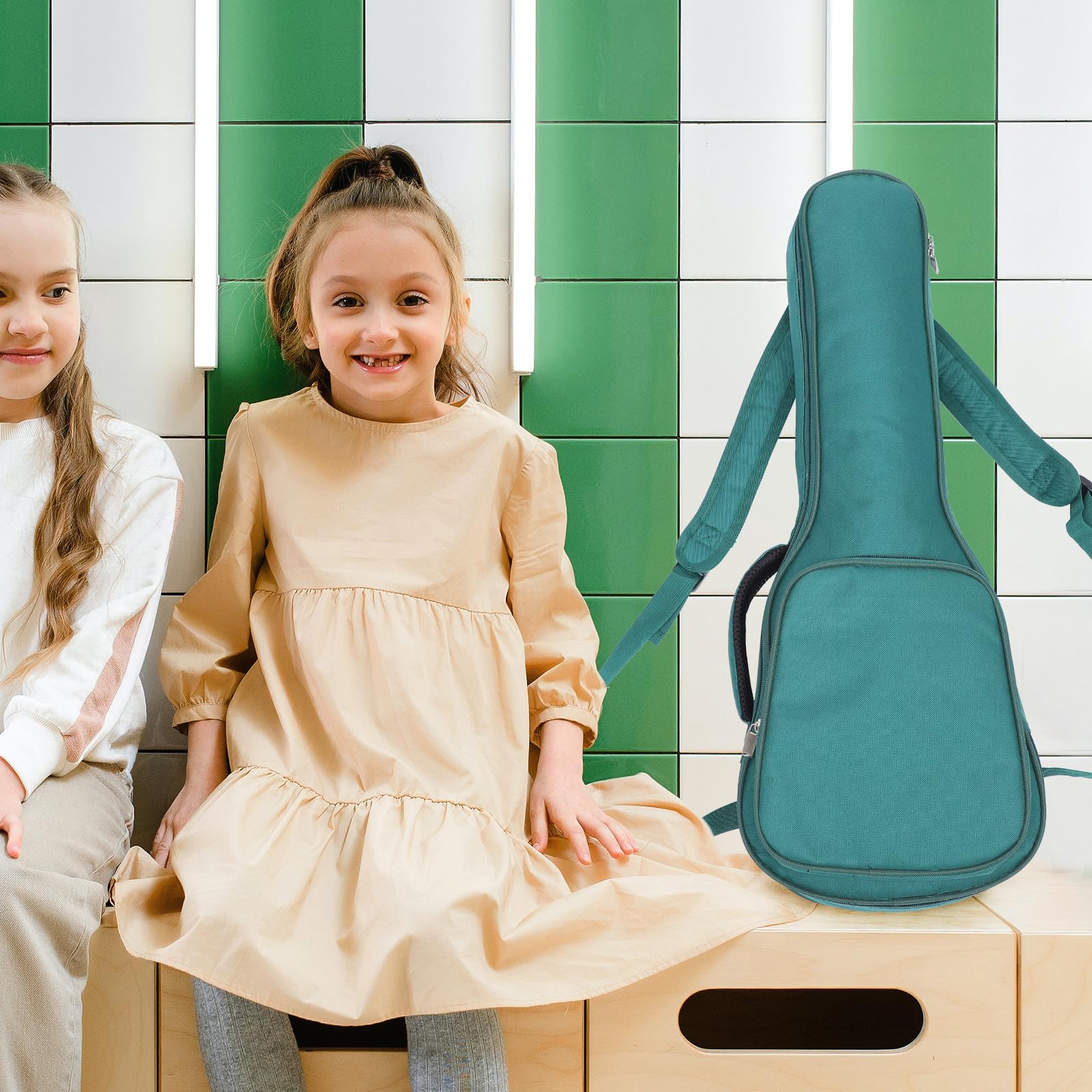 UKCOCO Borsa per Ukulele 26/27 Pollici Imbottita Oxford Verde, Custodia Portatile Leggera a 4 Corde Fodera Semplice, Accessorio Pratico e Adulti, per Trasporto e Protezione