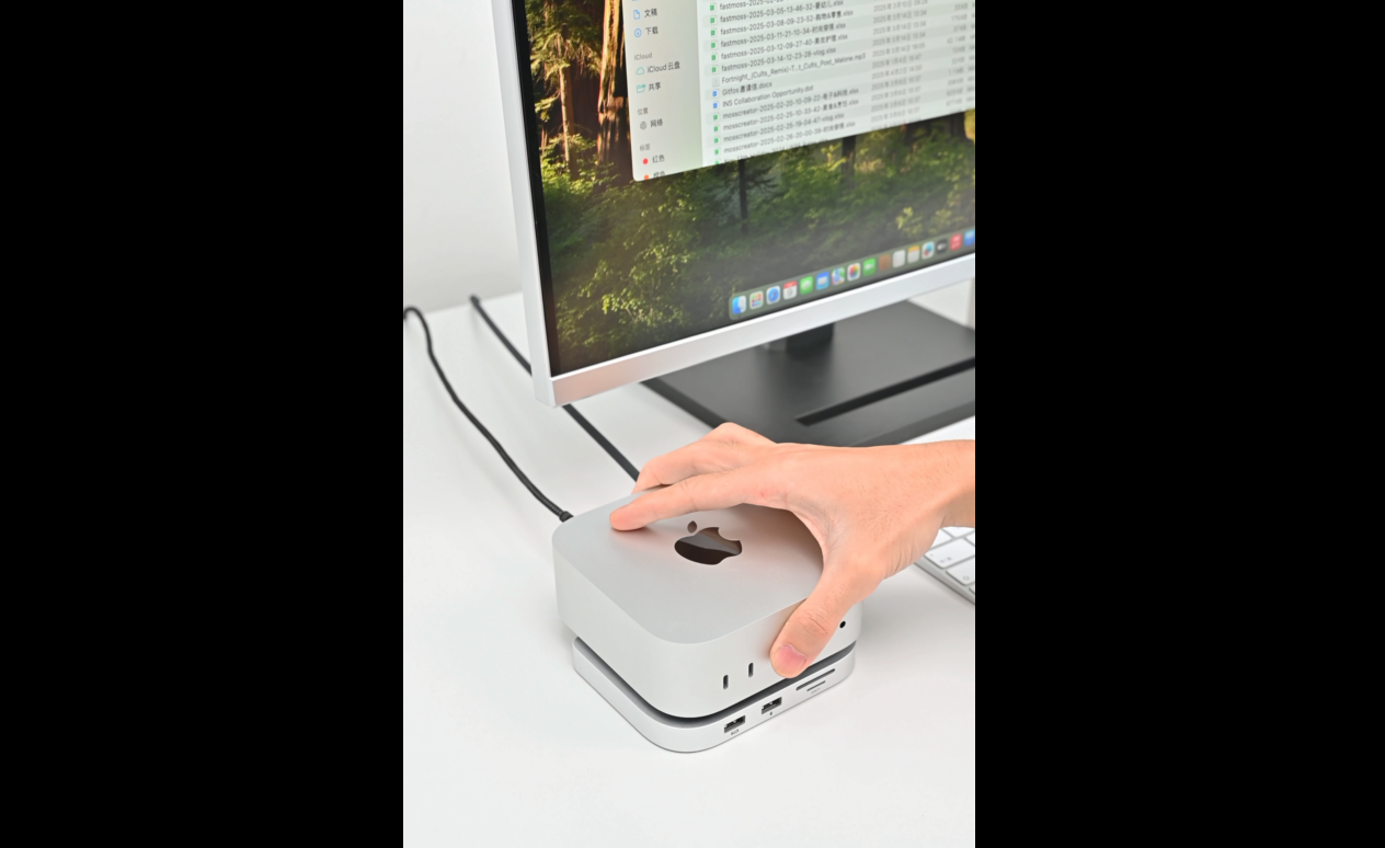 Minisopuru IExpandMate MINI4PRO Dock Per Mac Mini M4/M4 Pro | Hub Con HDMI 4K@60, Slot SSD NVMe Fino A 4TB, Supporto, USB-A 2.0, Lettore SD/TF, Audio