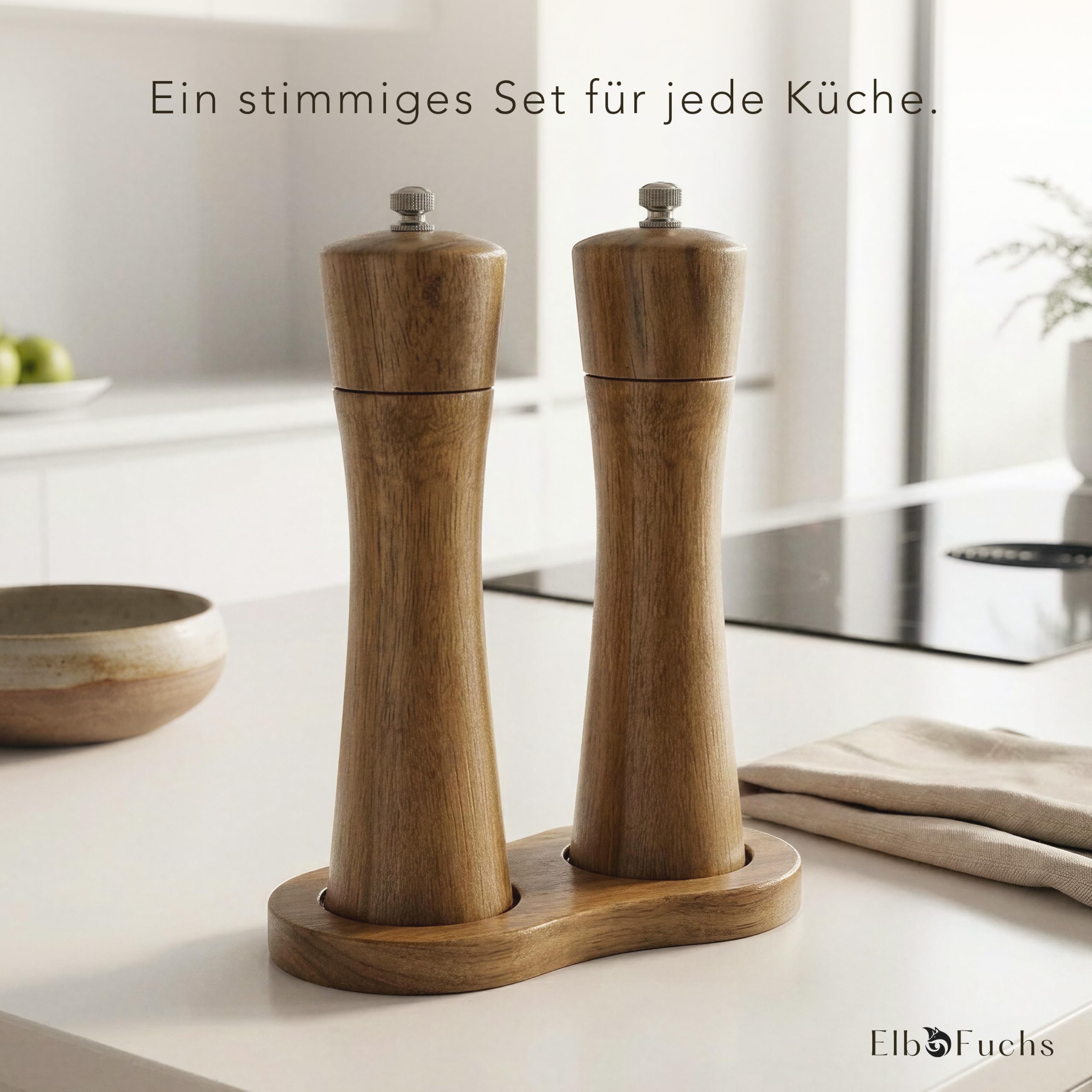 ElbFuchs Salz und Pfeffermühle Holz Set aus Akazienholz mit Untersetzer, 2 große Gewürzmühlen stufenlos verstellbar, Hochzeitsgeschenk für Brautpaar, Einzug und Hölzerne Hochzeit